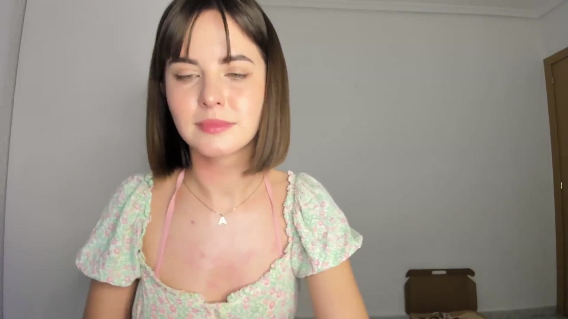 Gallery image thumbnail from AhahaGirl's myfreecams stream on, 02/06/2024, 16:48 image 5 of 20