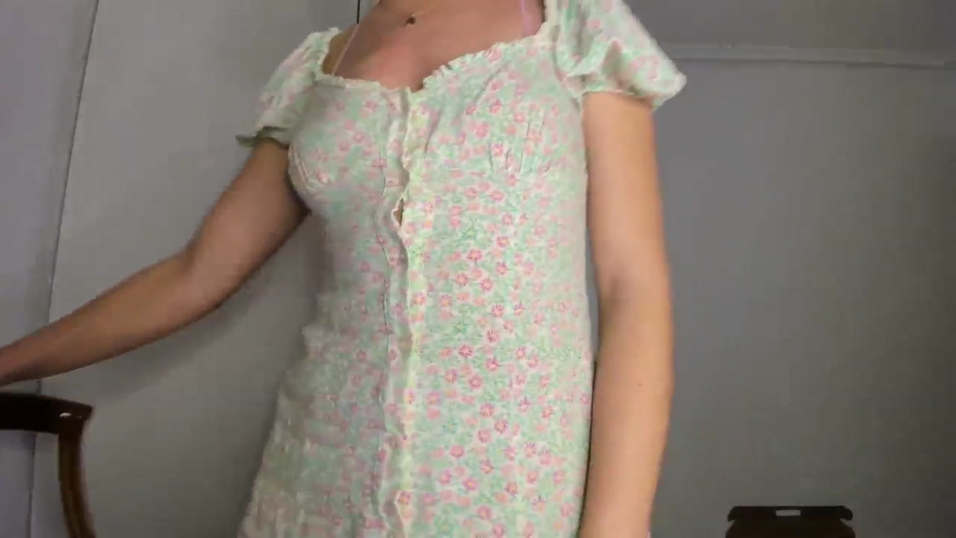 Gallery image thumbnail from AhahaGirl's myfreecams stream on, 02/07/2024, 16:51 image 10 of 20