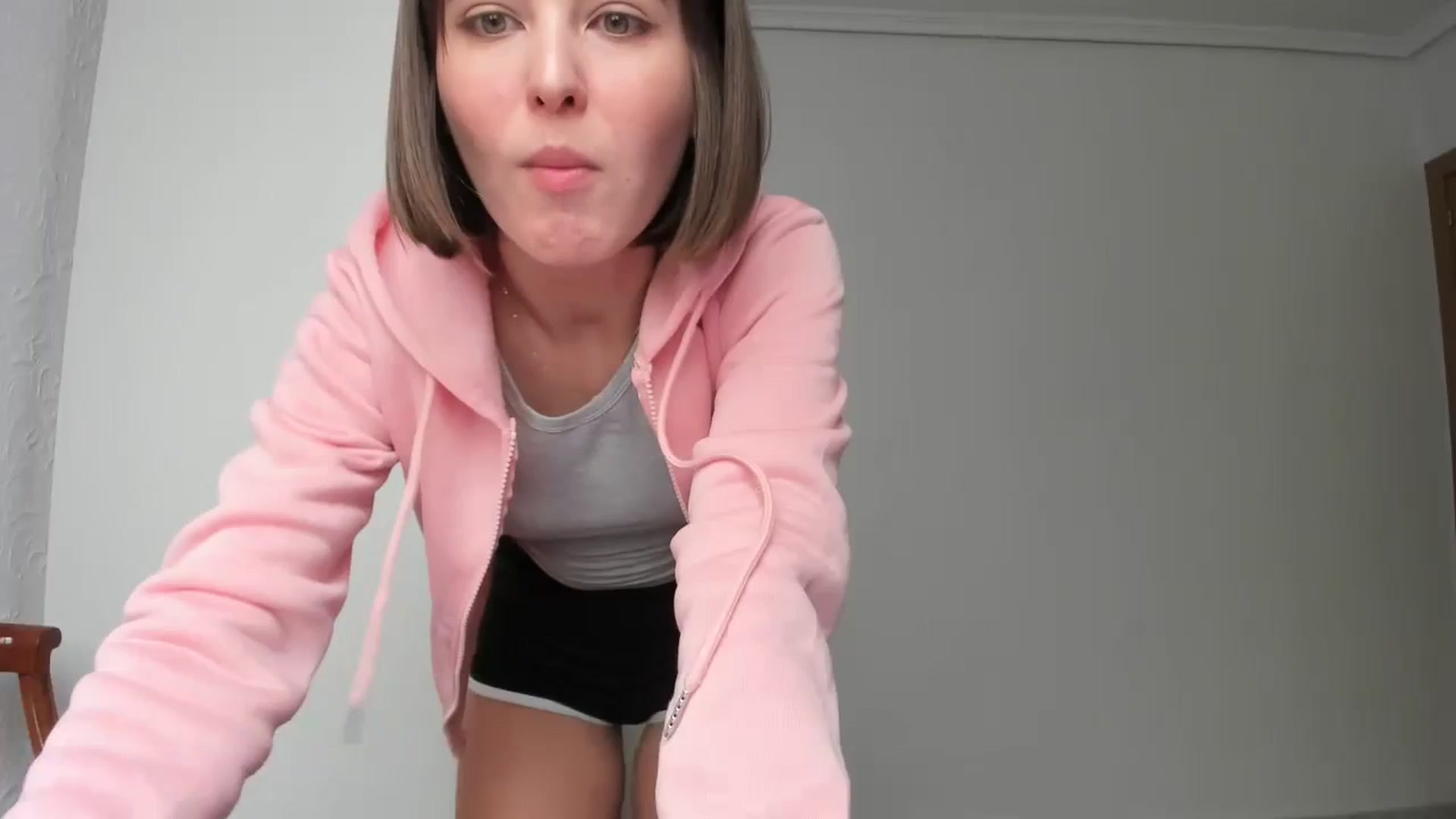 Gallery image thumbnail from AhahaGirl's myfreecams stream on, 03/07/2024, 11:47 image 1 of 20