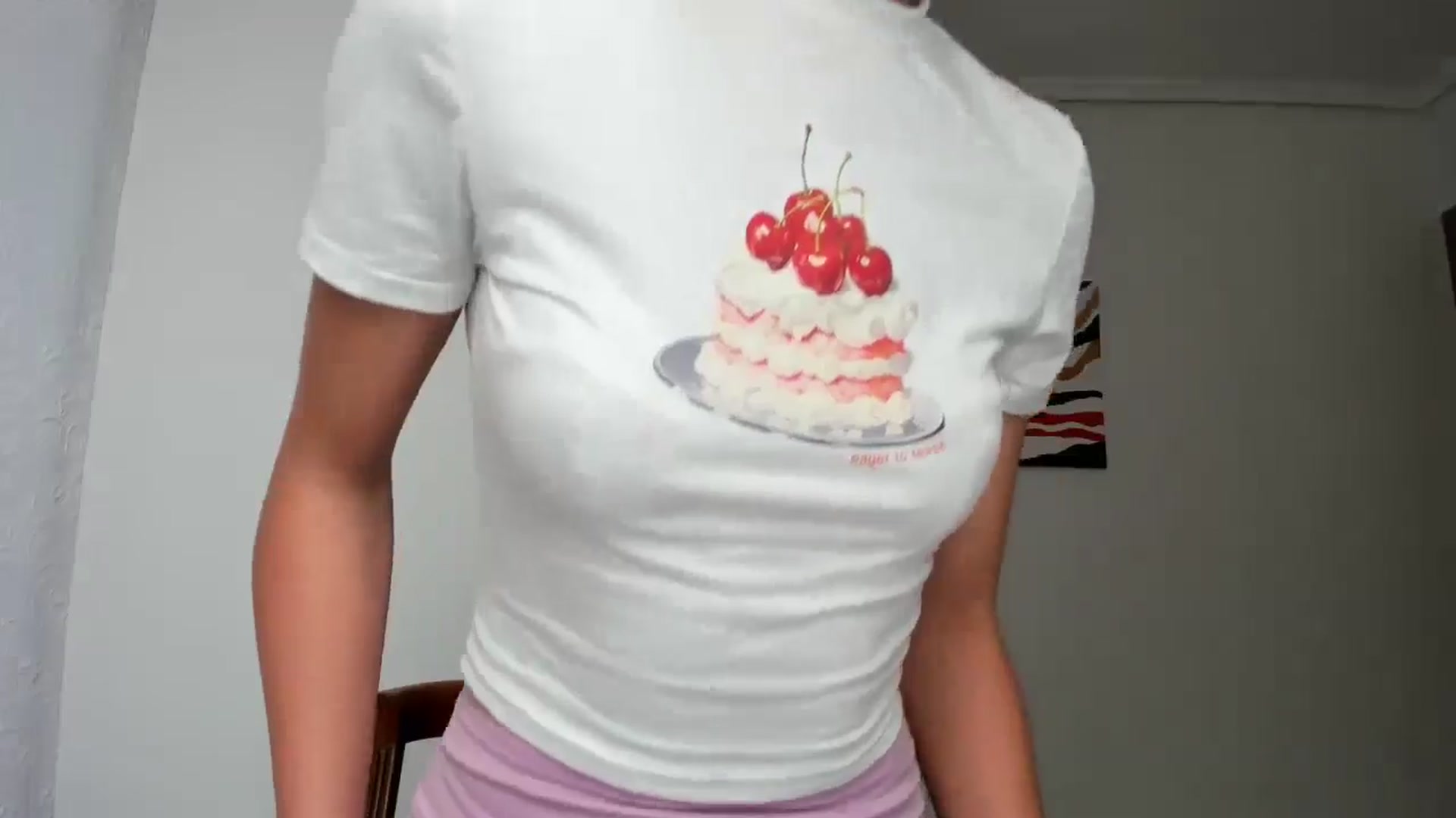 Gallery image thumbnail from AhahaGirl's myfreecams stream on, 05/11/2024, 11:12 image 6 of 20