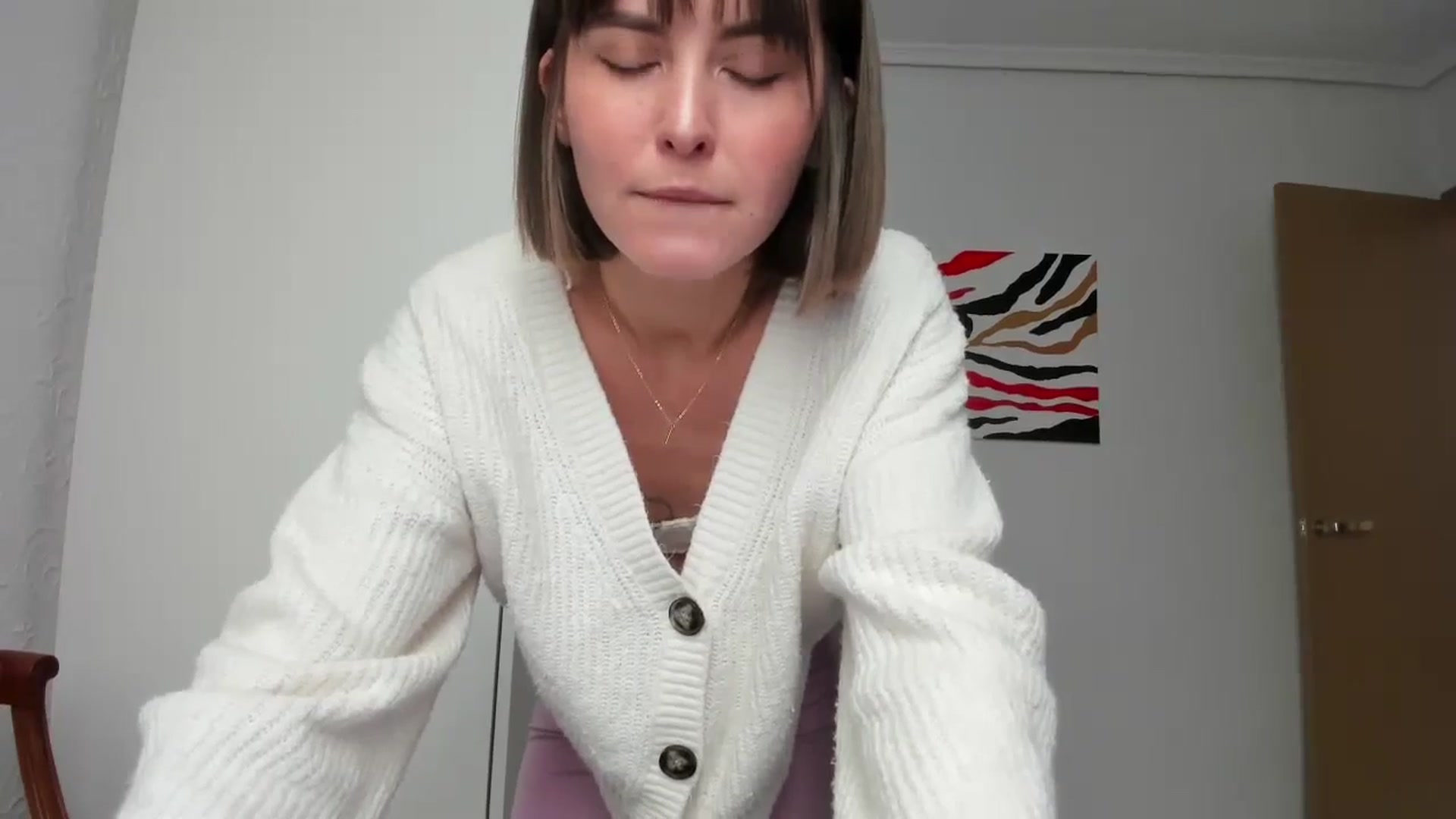Gallery image thumbnail from AhahaGirl's myfreecams stream on, 05/20/2024, 13:09 image 4 of 20