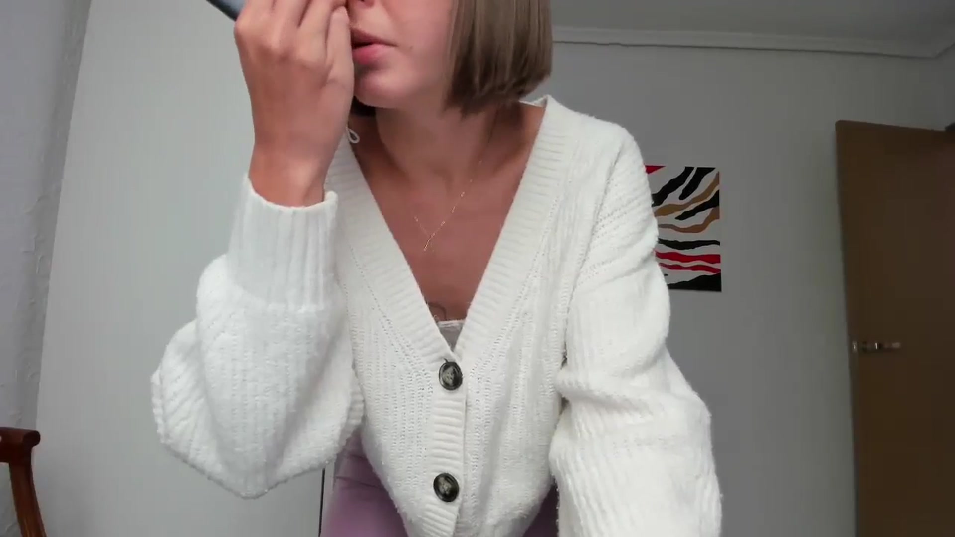 Gallery image thumbnail from AhahaGirl's myfreecams stream on, 05/20/2024, 13:09 image 3 of 20