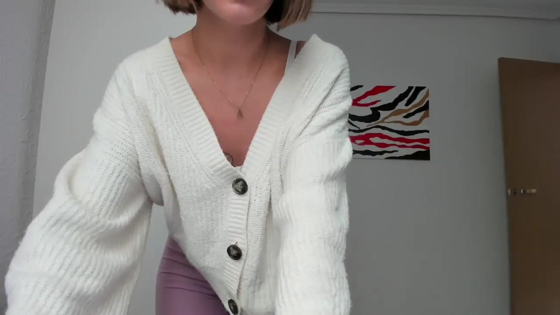 Gallery image thumbnail from AhahaGirl's myfreecams stream on, 05/20/2024, 15:14 image 3 of 20