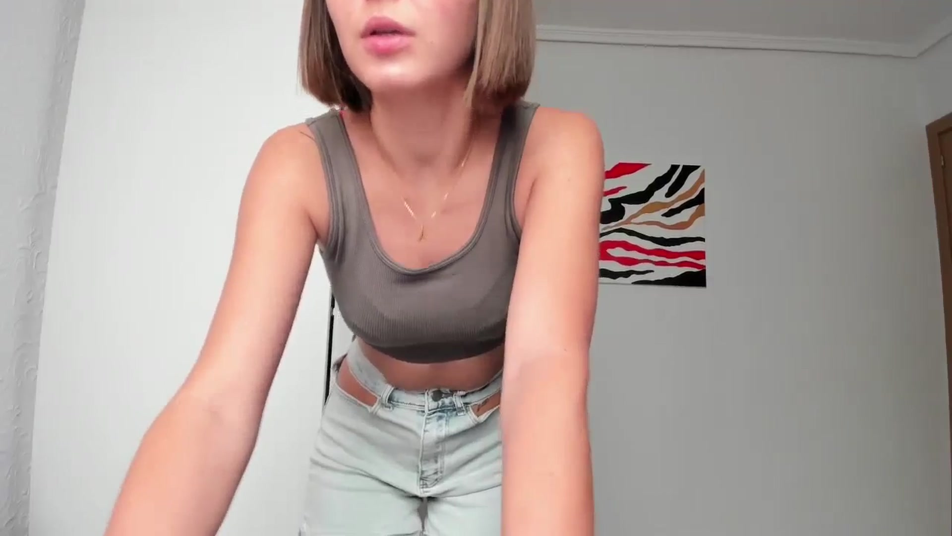 Gallery image thumbnail from AhahaGirl's myfreecams stream on, 05/25/2024, 08:46 image 16 of 20