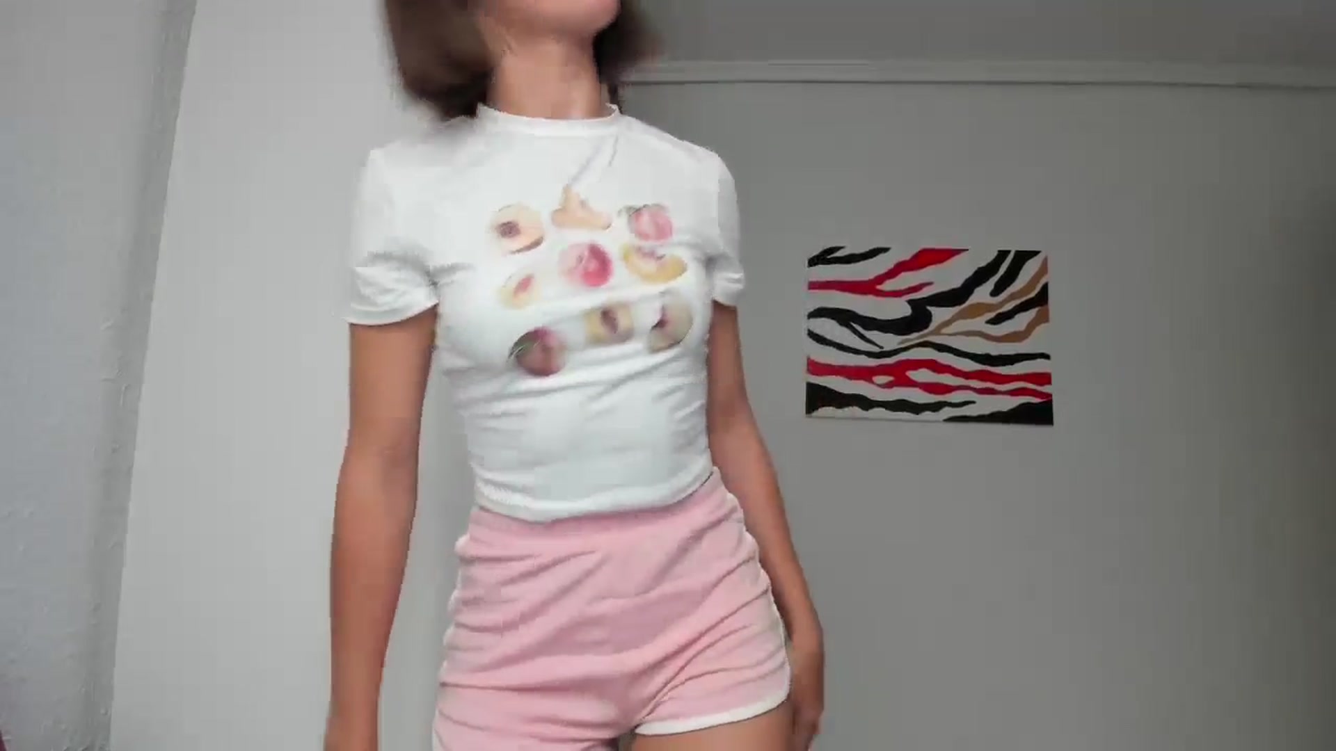Gallery image thumbnail from AhahaGirl's myfreecams stream on, 05/31/2024, 10:26 image 3 of 20