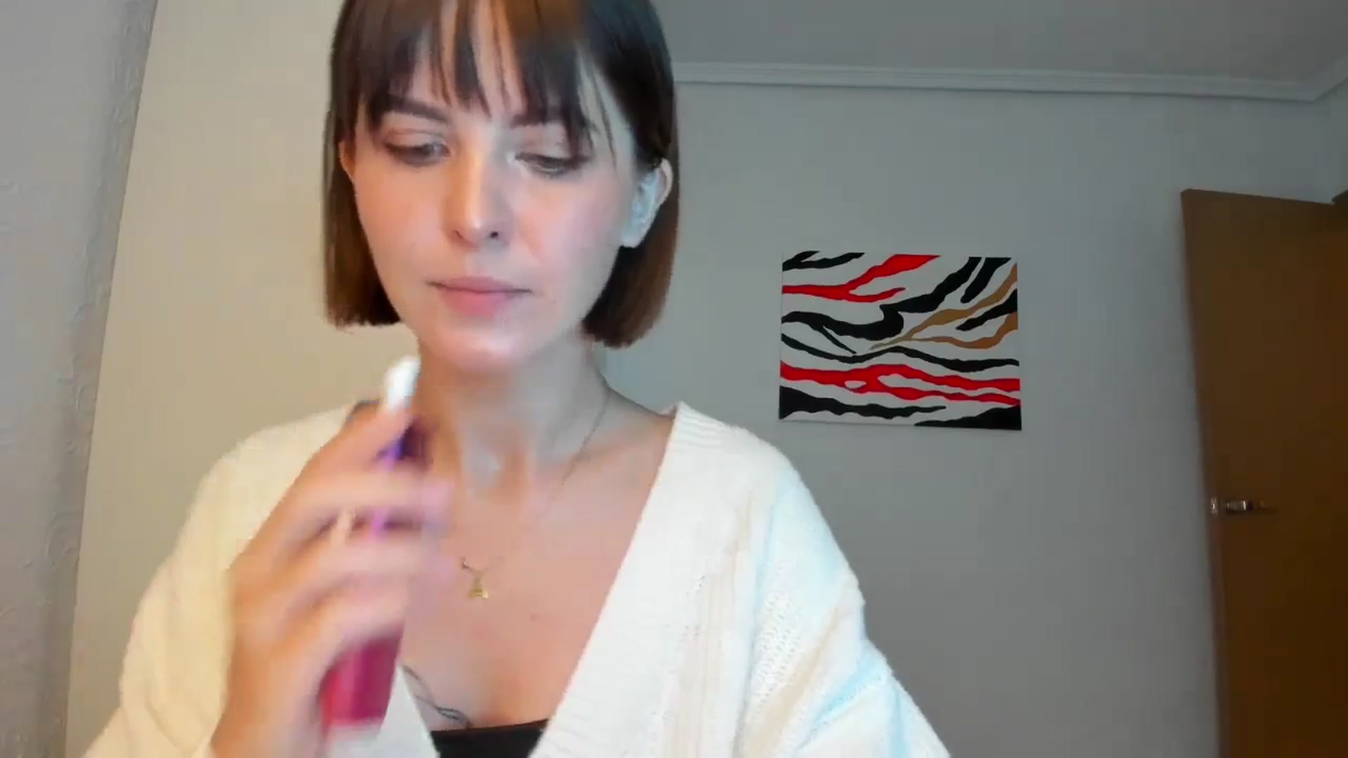 Gallery image thumbnail from AhahaGirl's myfreecams stream on, 06/11/2024, 10:13 image 18 of 20