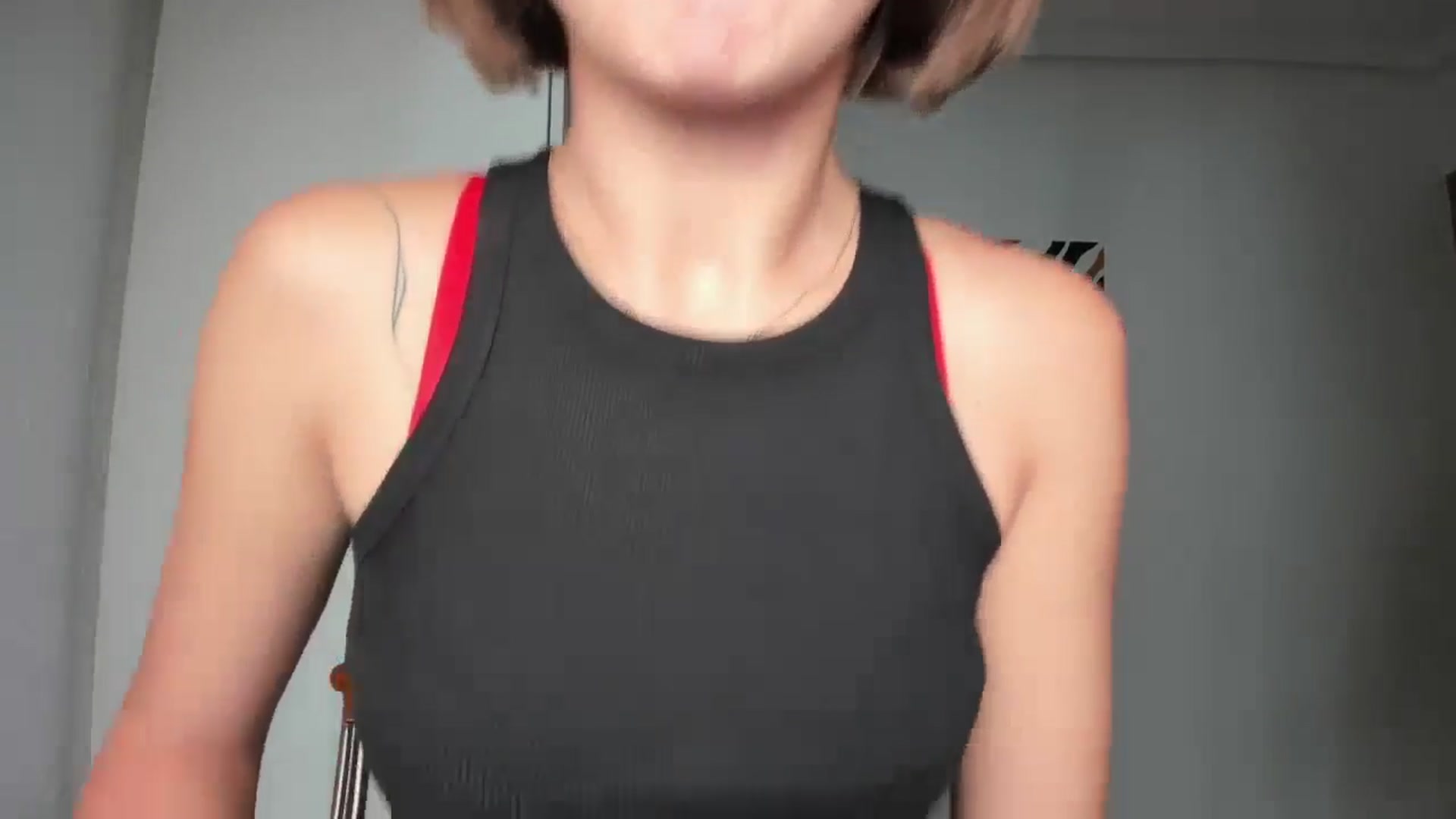 Gallery image thumbnail from AhahaGirl's myfreecams stream on, 06/15/2024, 13:14 image 18 of 20