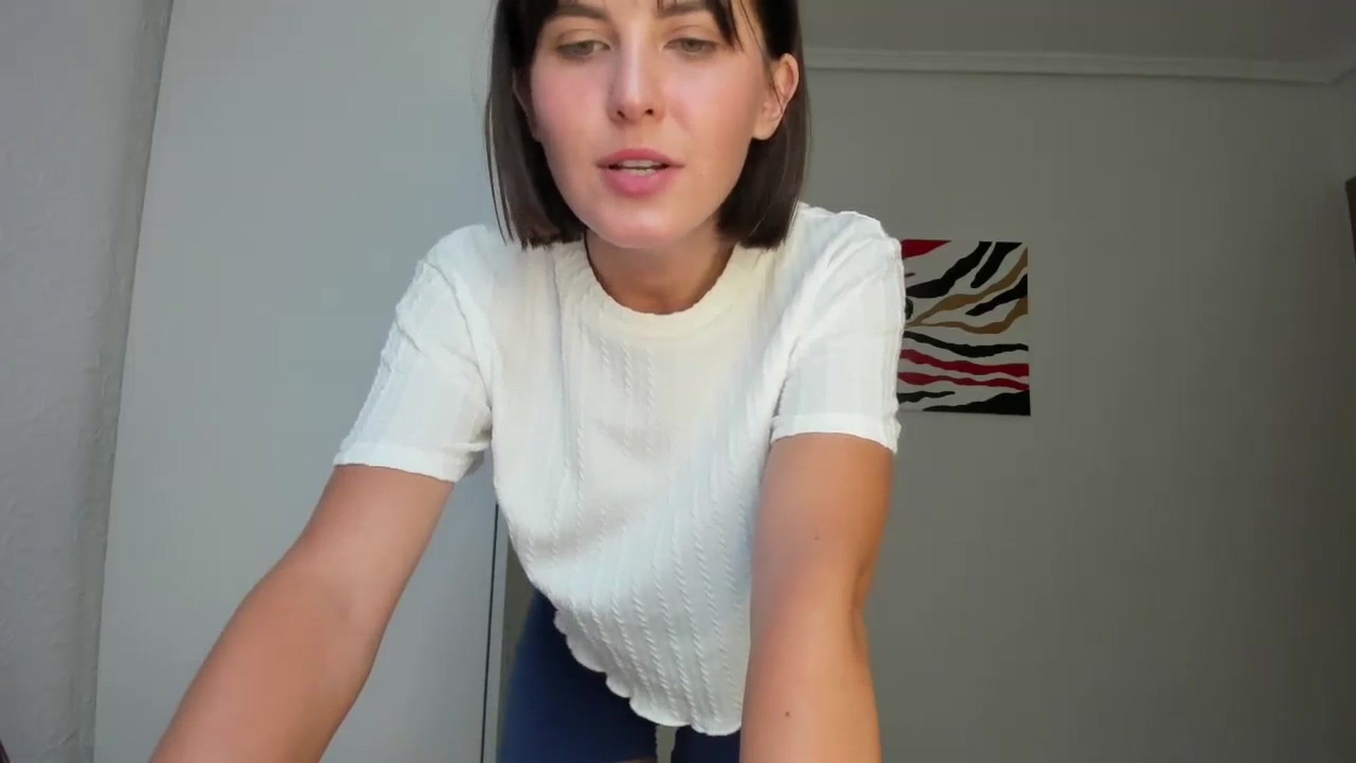 Gallery image thumbnail from AhahaGirl's myfreecams stream on, 06/28/2024, 17:02 image 18 of 20