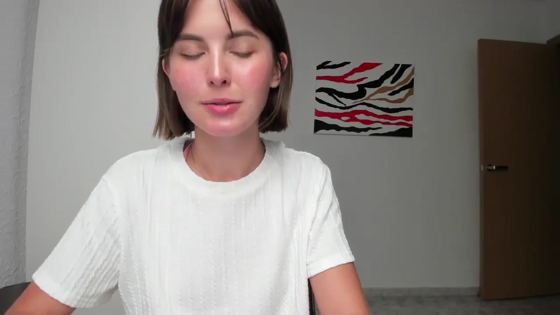 Gallery image thumbnail from AhahaGirl's myfreecams stream on, 07/03/2024, 16:29 image 12 of 20