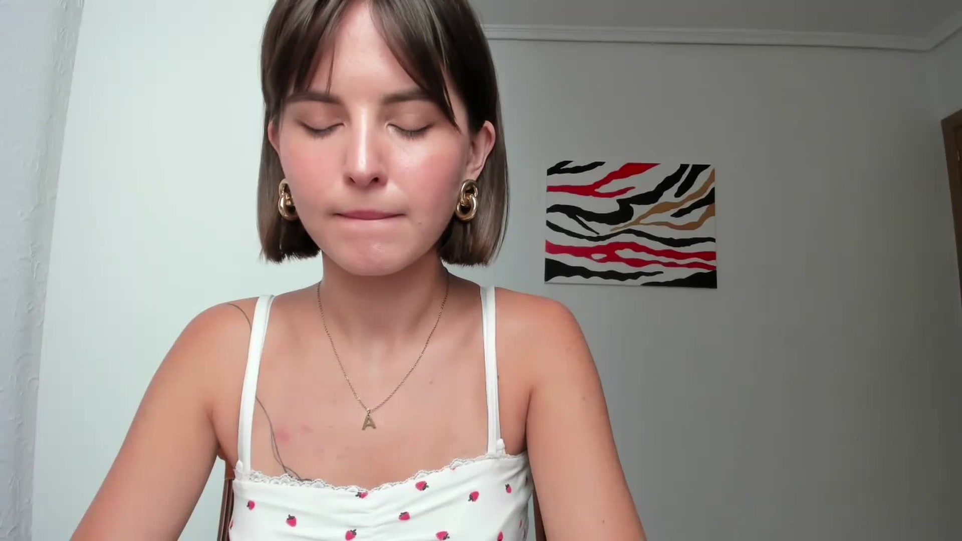Gallery image thumbnail from AhahaGirl's myfreecams stream on, 07/08/2024, 11:42 image 17 of 20