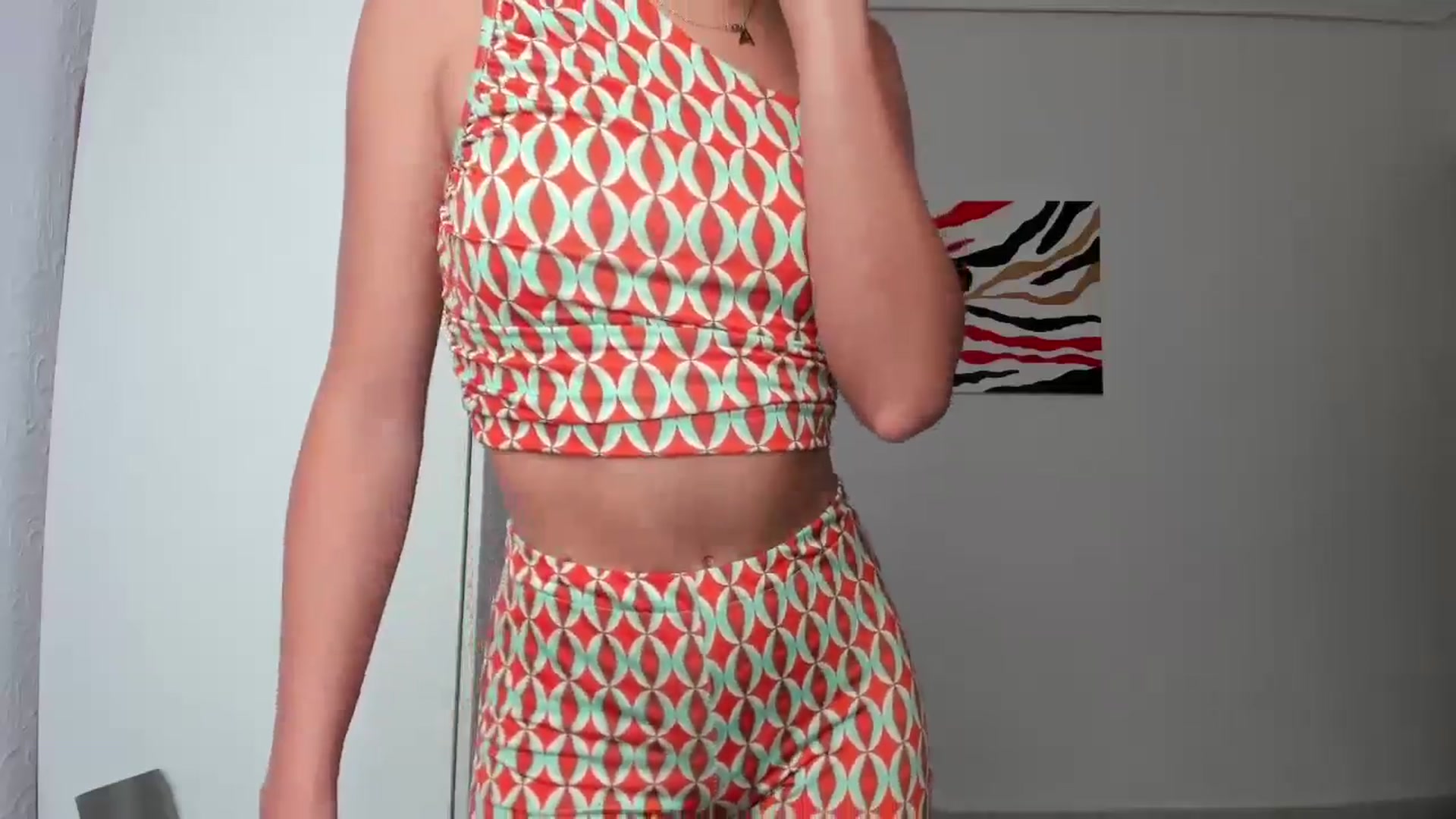 Gallery image thumbnail from AhahaGirl's myfreecams stream on, 08/10/2024, 11:37 image 19 of 20