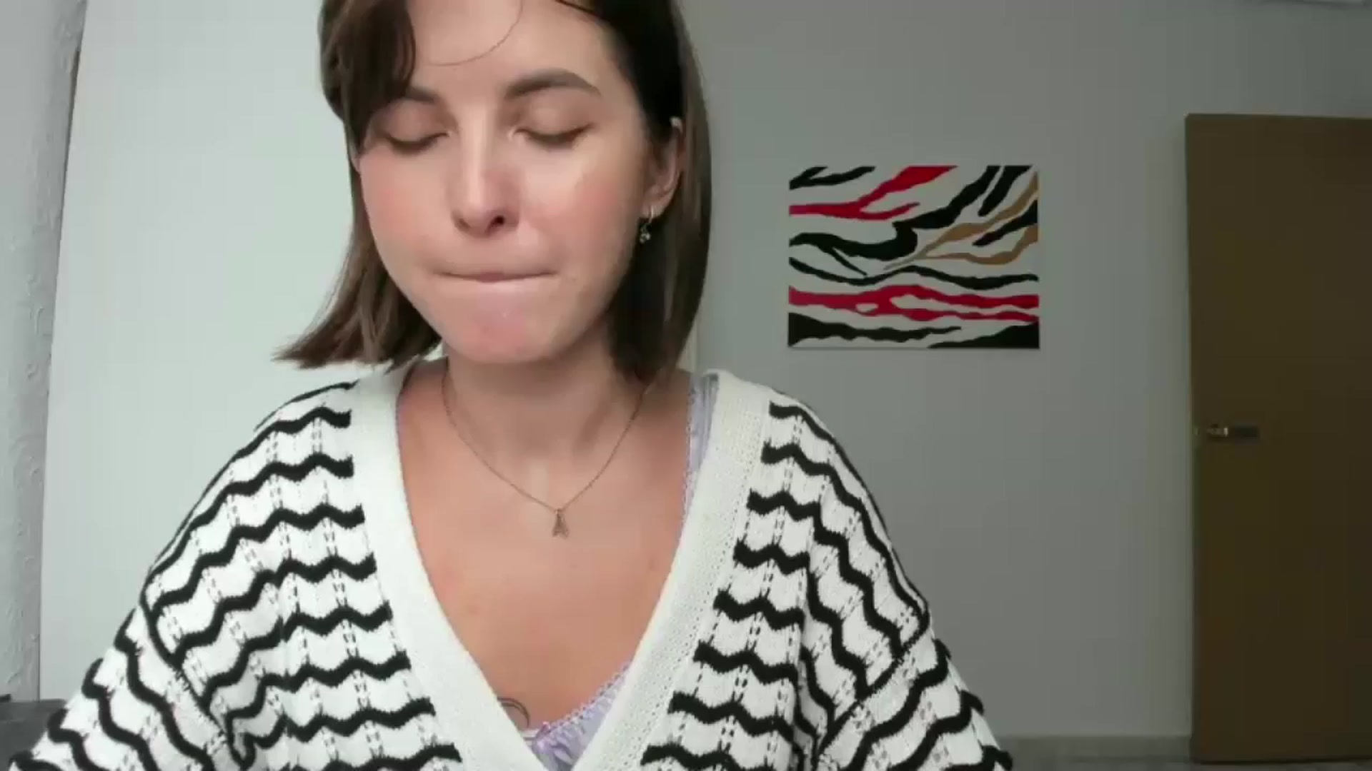 Gallery image thumbnail from AhahaGirl's myfreecams stream on, 08/26/2024, 11:56 image 1 of 20