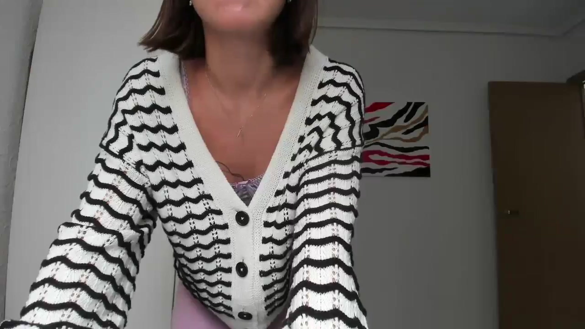 Gallery image thumbnail from AhahaGirl's myfreecams stream on, 08/26/2024, 12:13 image 18 of 20