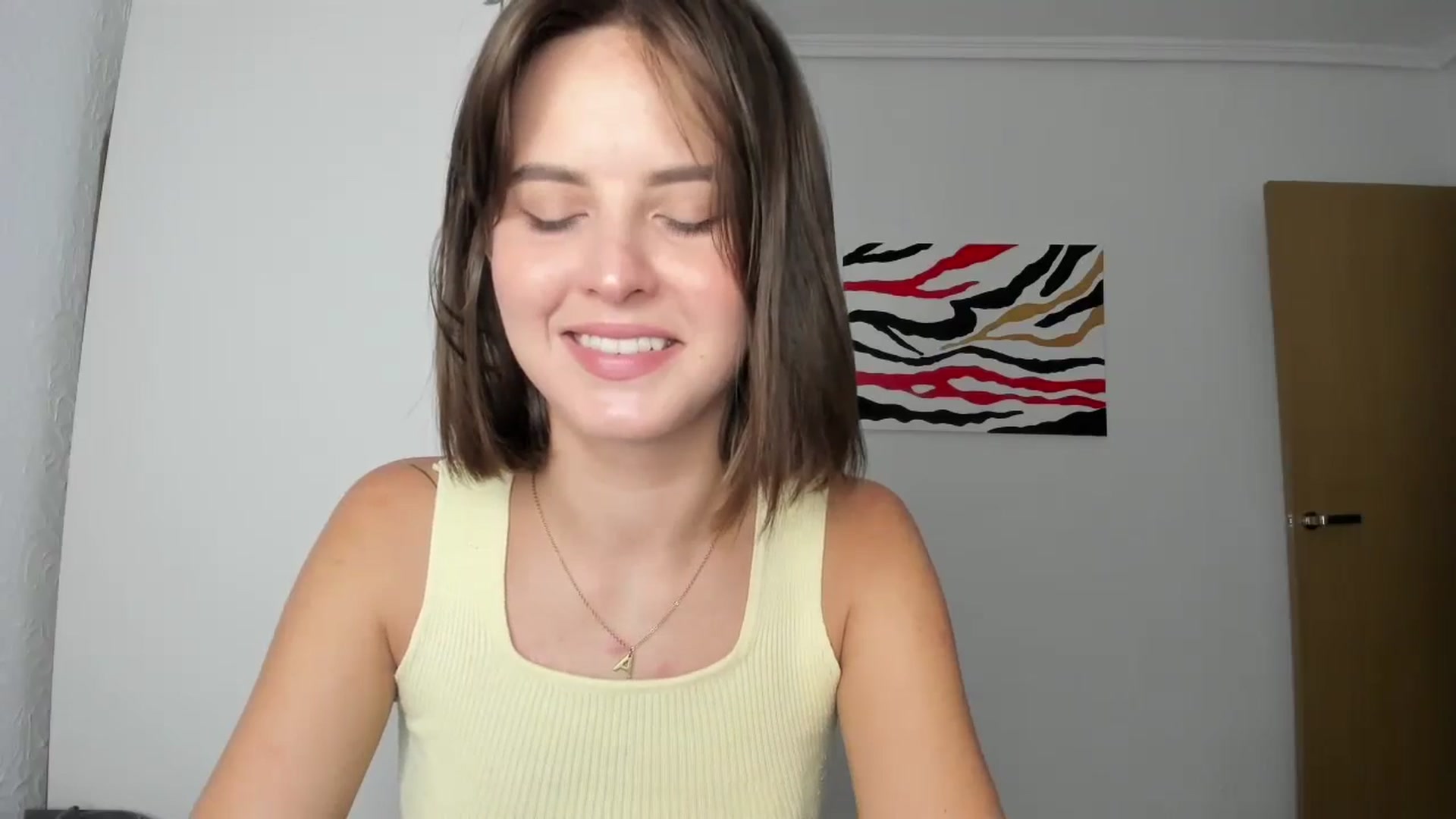 Gallery image thumbnail from AhahaGirl's myfreecams stream on, 09/05/2024, 16:46 image 16 of 20