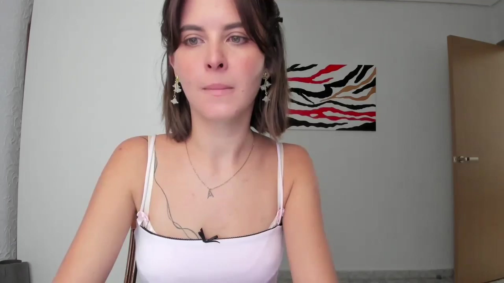 Gallery image thumbnail from AhahaGirl's myfreecams stream on, 09/17/2024, 16:34 image 7 of 20