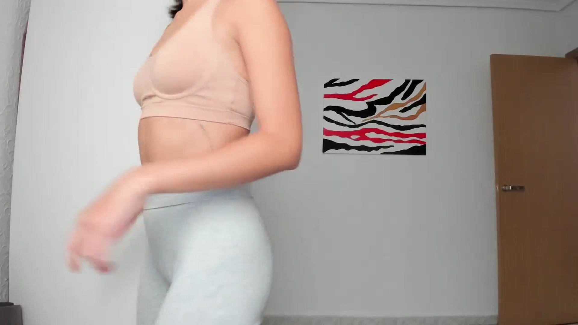 Gallery image thumbnail from AhahaGirl's myfreecams stream on, 09/18/2024, 12:03 image 6 of 20