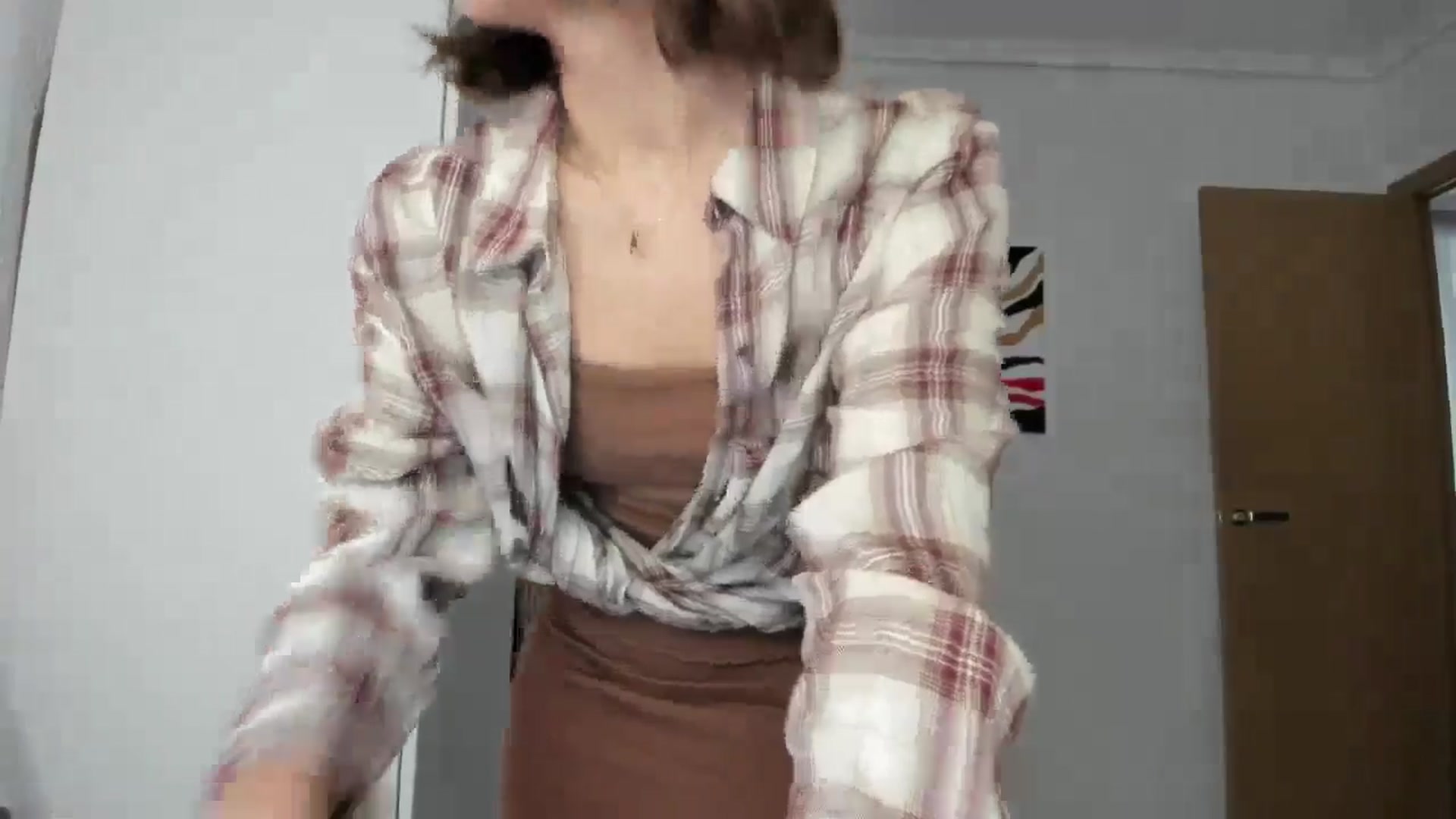 Gallery image thumbnail from AhahaGirl's myfreecams stream on, 09/19/2024, 16:09 image 17 of 20