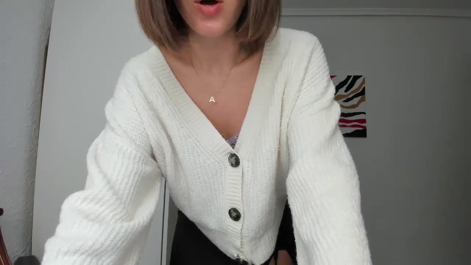Gallery image thumbnail from AhahaGirl's myfreecams stream on, 10/02/2024, 11:39 image 20 of 20
