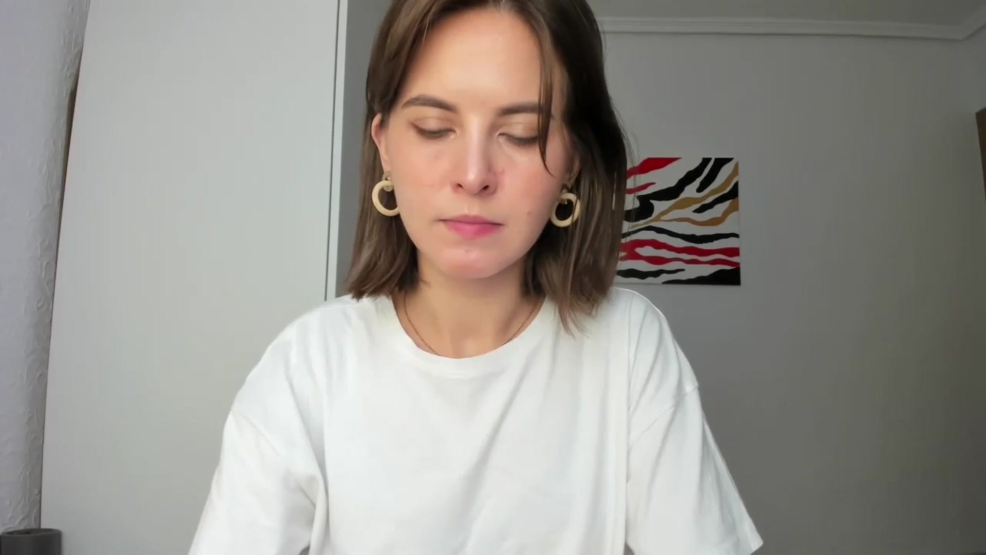 Gallery image thumbnail from AhahaGirl's myfreecams stream on, 10/07/2024, 11:53 image 11 of 20