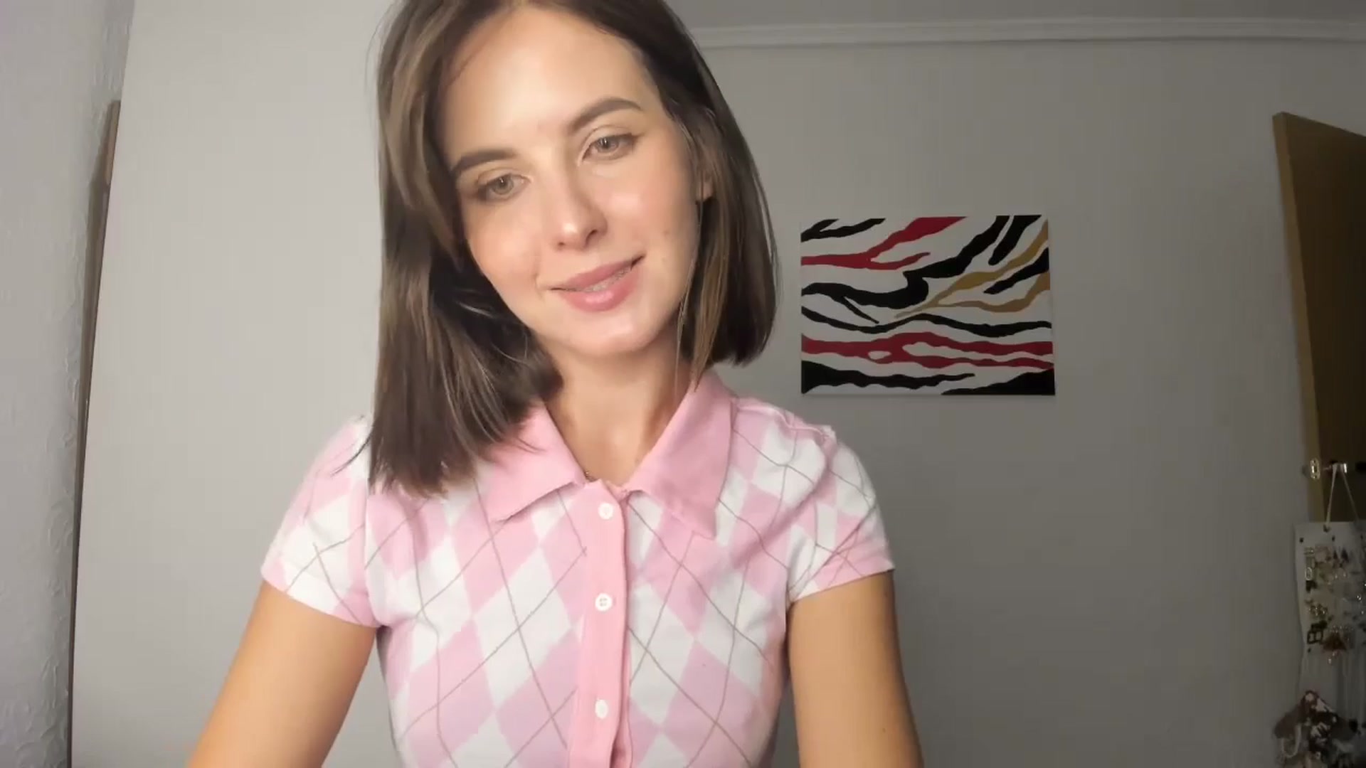 Gallery image thumbnail from AhahaGirl's myfreecams stream on, 10/08/2024, 18:04 image 3 of 20