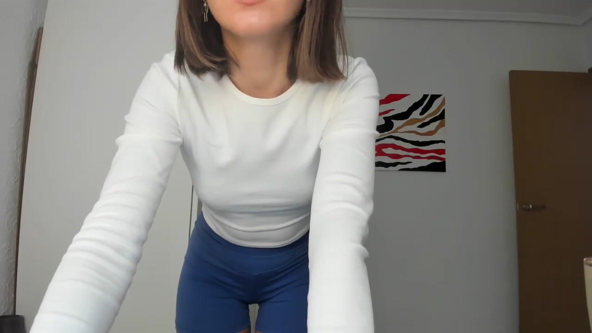 Gallery image thumbnail from AhahaGirl's myfreecams stream on, 10/10/2024, 15:15 image 16 of 20