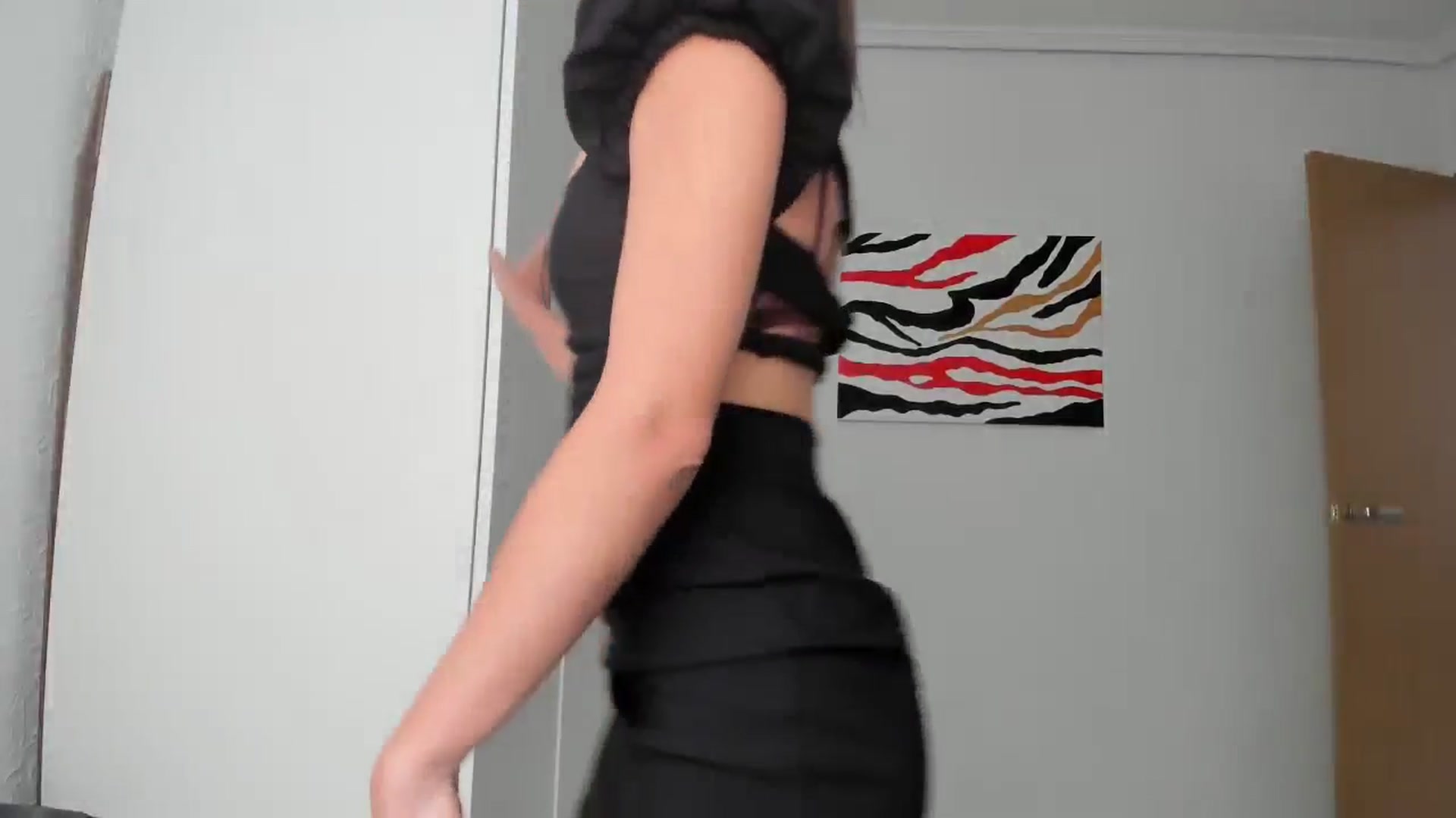 Gallery image thumbnail from AhahaGirl's myfreecams stream on, 10/18/2024, 13:18 image 18 of 20