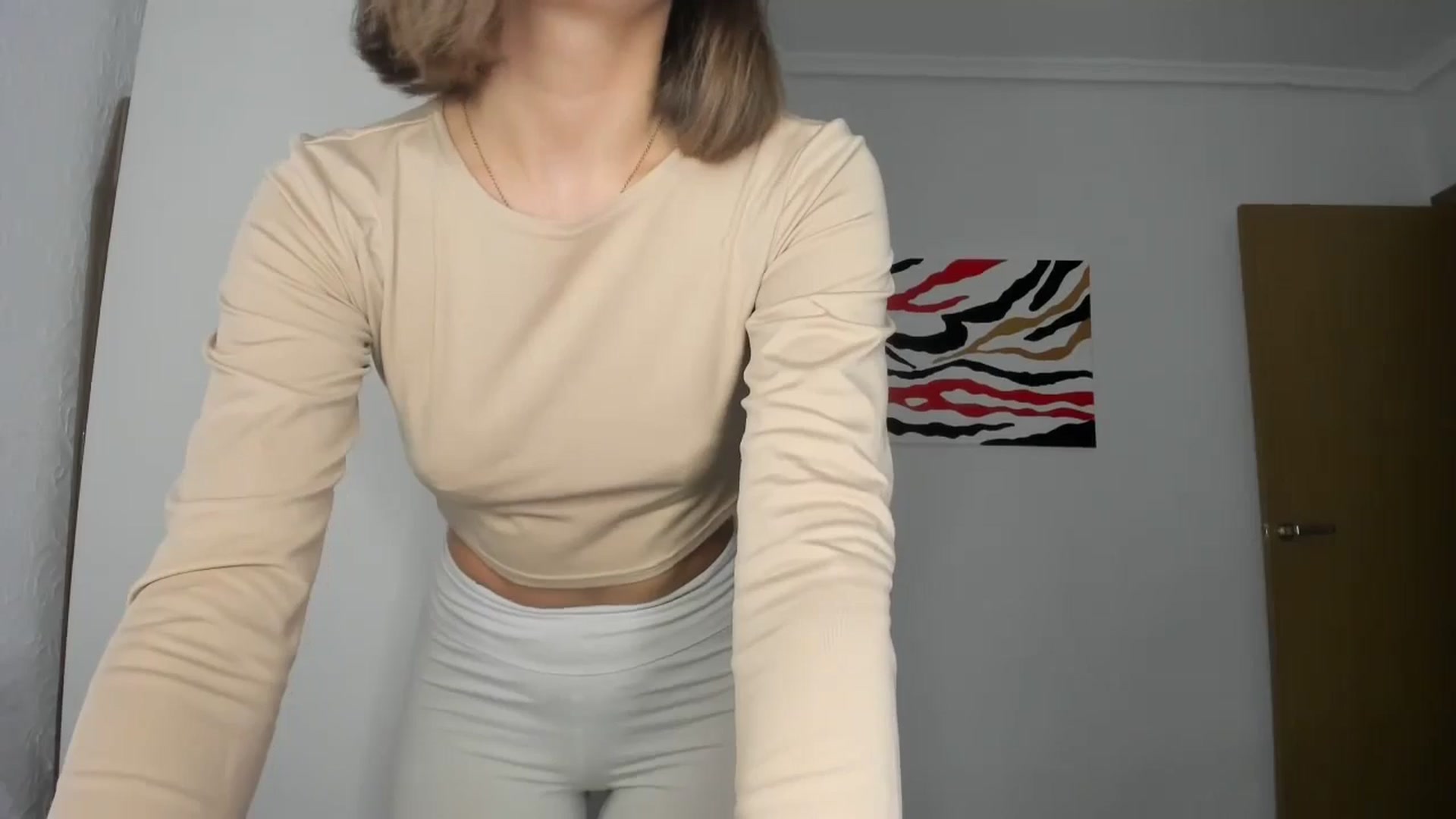 Gallery image thumbnail from AhahaGirl's myfreecams stream on, 10/20/2024, 19:14 image 17 of 20