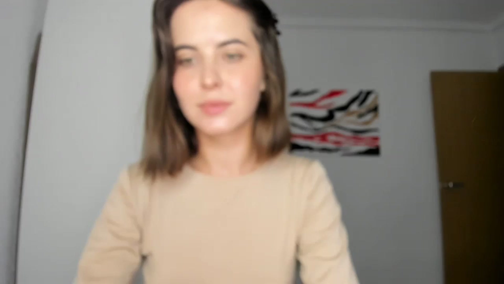 Gallery image thumbnail from AhahaGirl's myfreecams stream on, 10/20/2024, 19:14 image 19 of 20