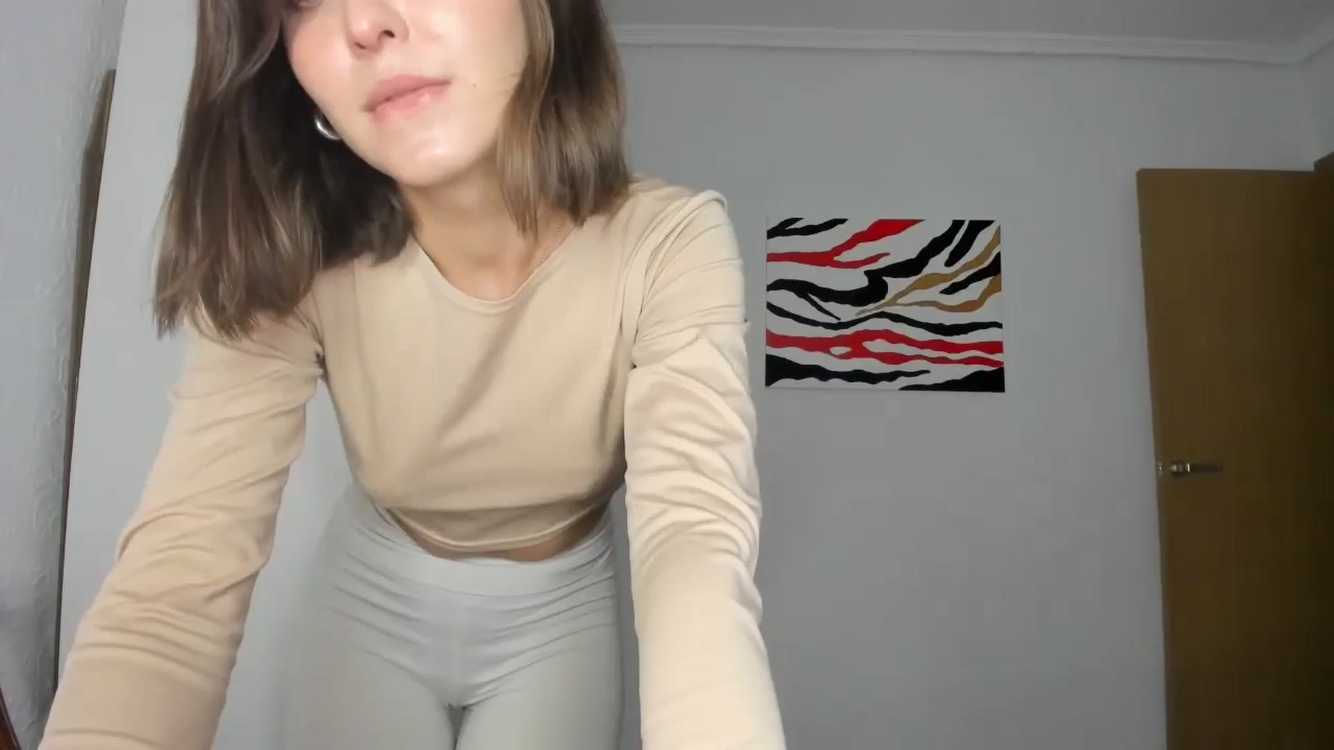 Gallery image thumbnail from AhahaGirl's myfreecams stream on, 10/20/2024, 20:26 image 4 of 20