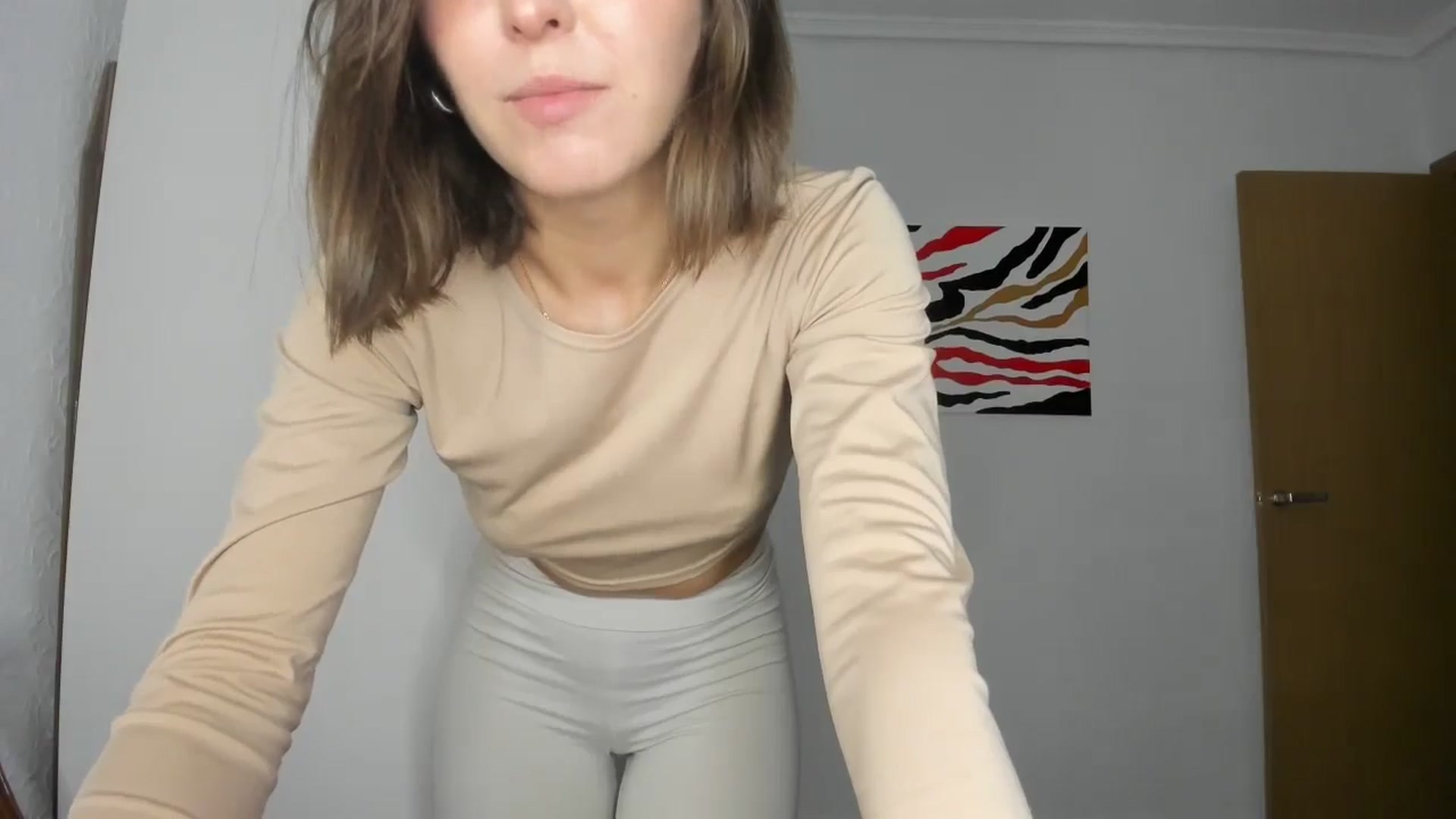 Gallery image thumbnail from AhahaGirl's myfreecams stream on, 10/20/2024, 20:26 image 15 of 20