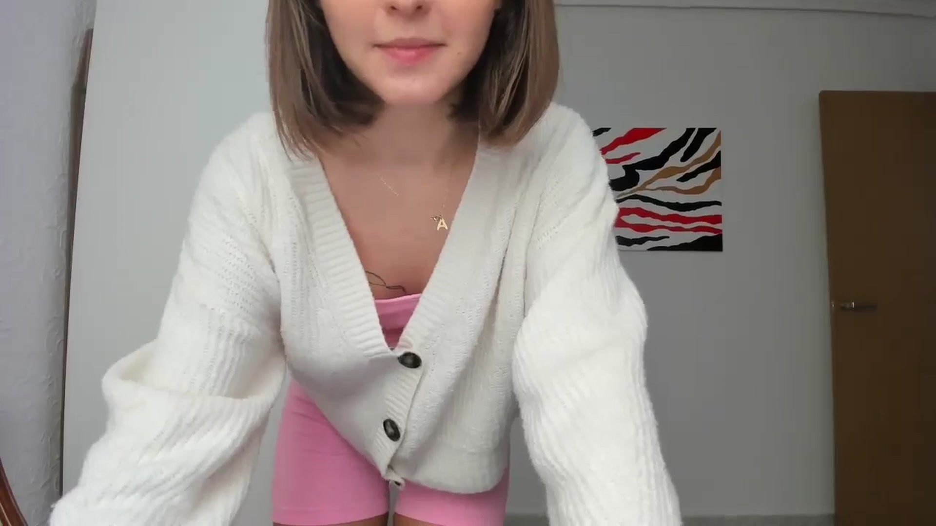 Gallery image thumbnail from AhahaGirl's myfreecams stream on, 10/21/2024, 11:39 image 6 of 20