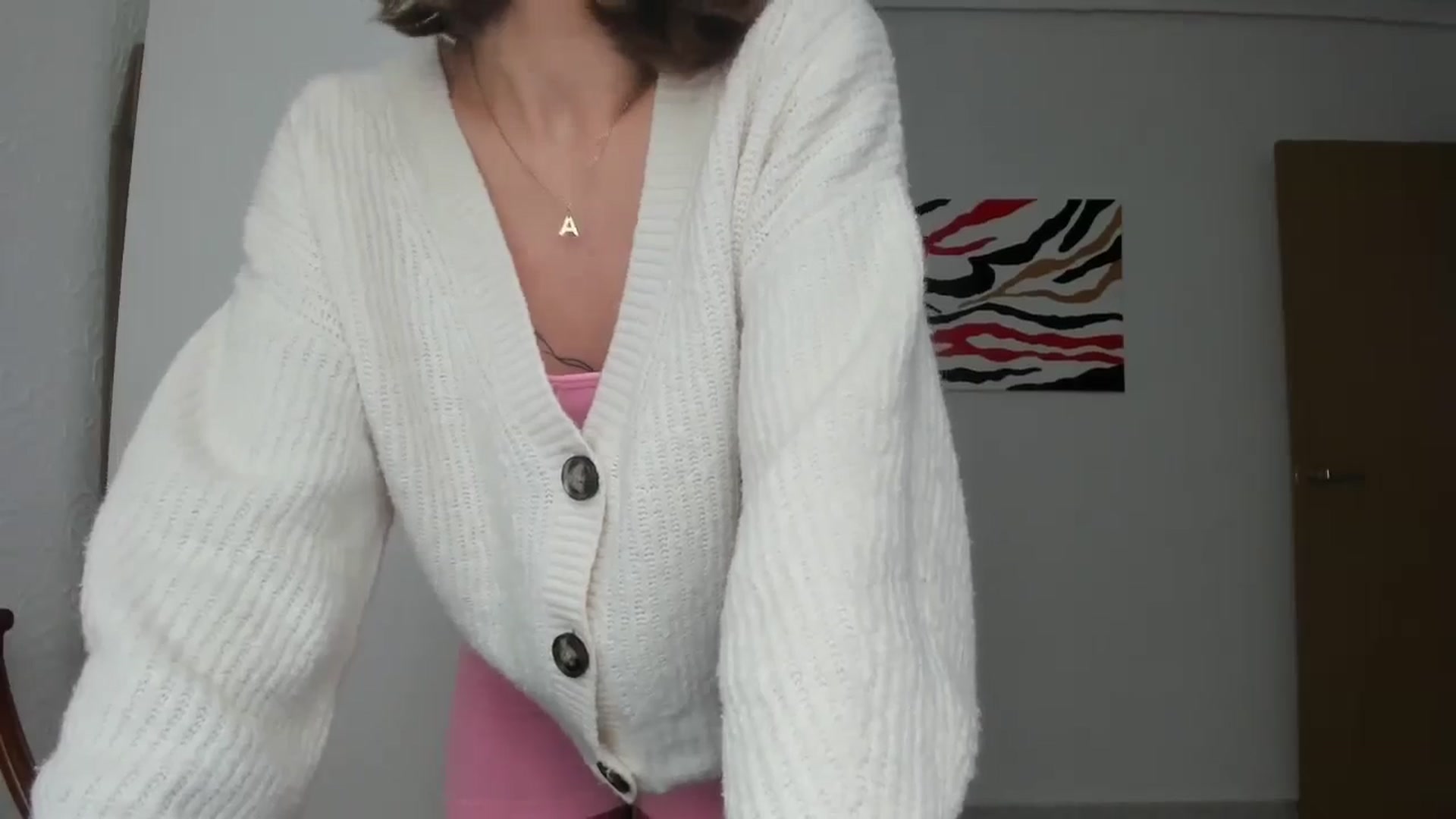 Gallery image thumbnail from AhahaGirl's myfreecams stream on, 10/21/2024, 11:39 image 18 of 20