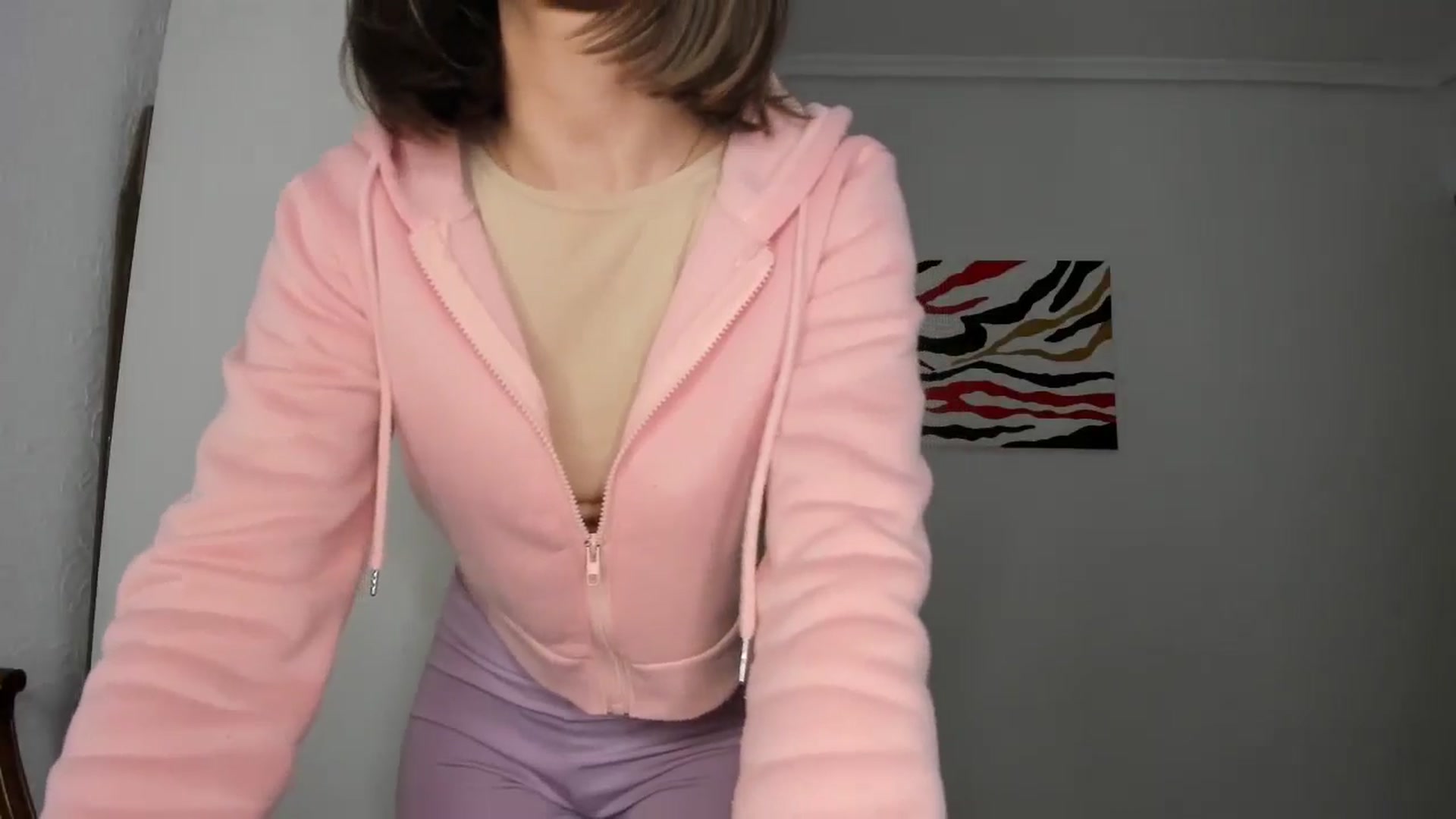 Gallery image thumbnail from AhahaGirl's myfreecams stream on, 10/24/2024, 17:57 image 14 of 20