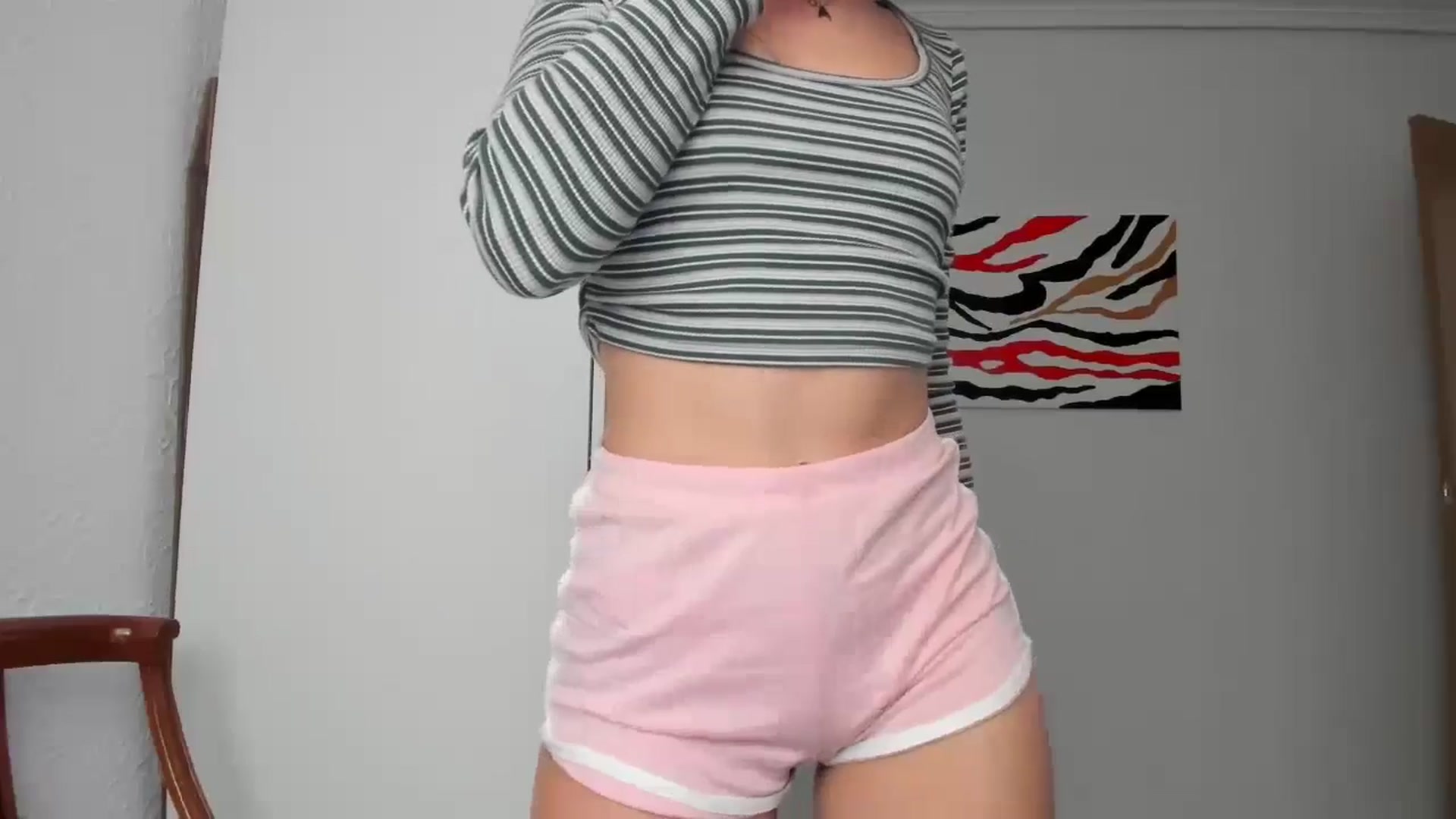 Gallery image thumbnail from AhahaGirl's myfreecams stream on, 10/25/2024, 11:00 image 16 of 20