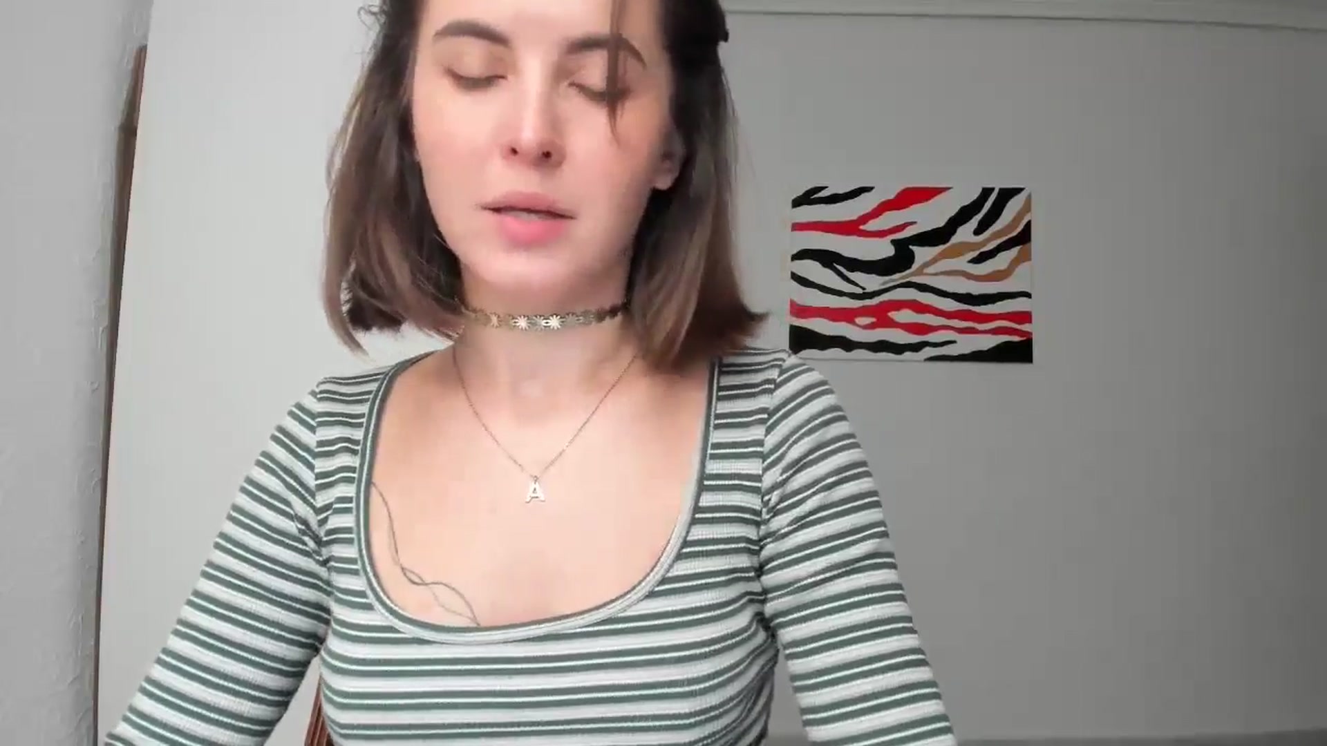 Gallery image thumbnail from AhahaGirl's myfreecams stream on, 10/26/2024, 13:36 image 15 of 20