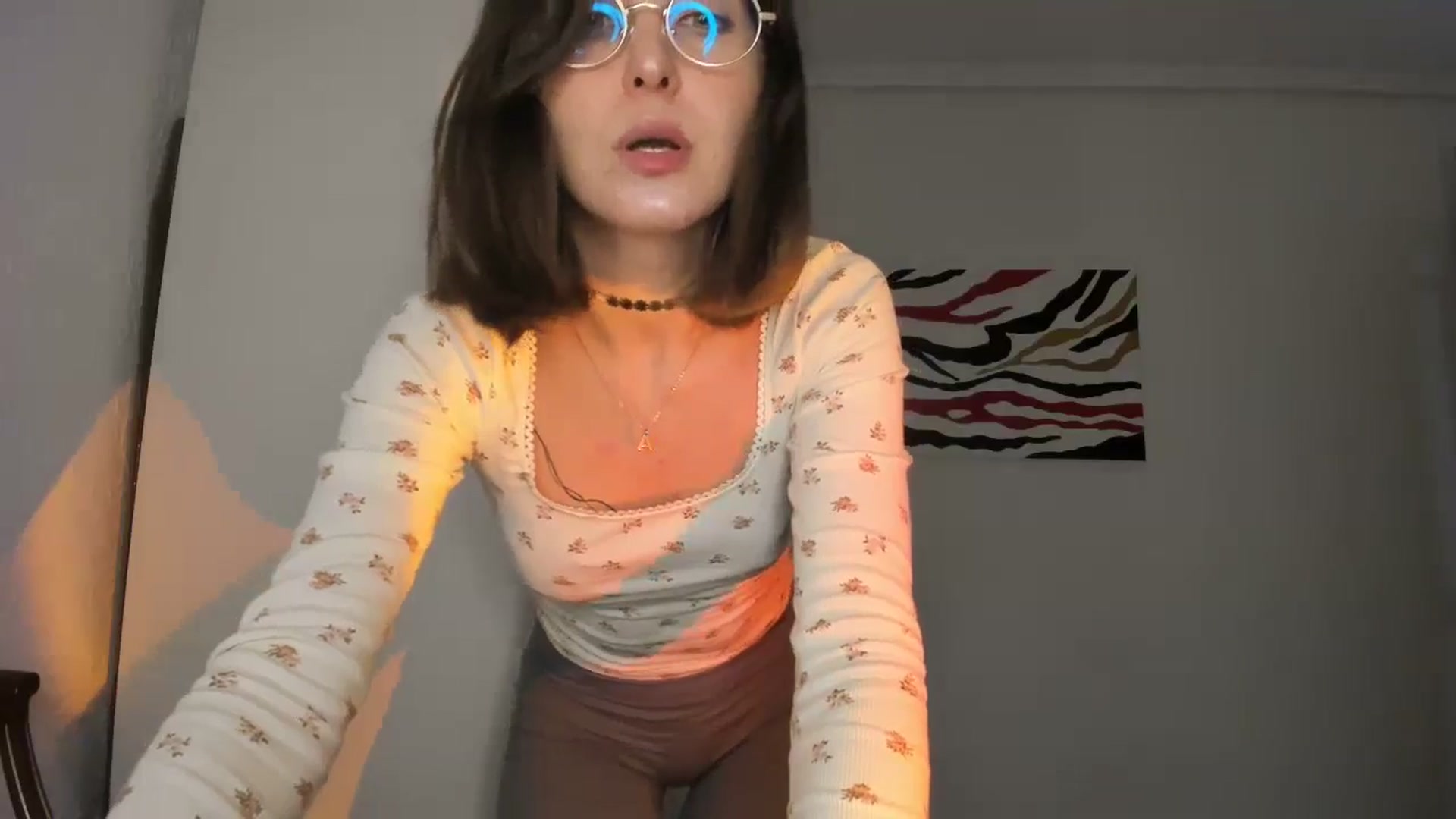 Gallery image thumbnail from AhahaGirl's myfreecams stream on, 11/10/2024, 18:57 image 13 of 20