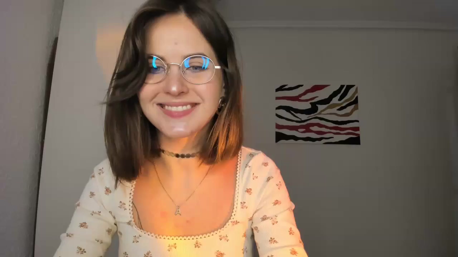 Gallery image thumbnail from AhahaGirl's myfreecams stream on, 11/10/2024, 18:57 image 18 of 20