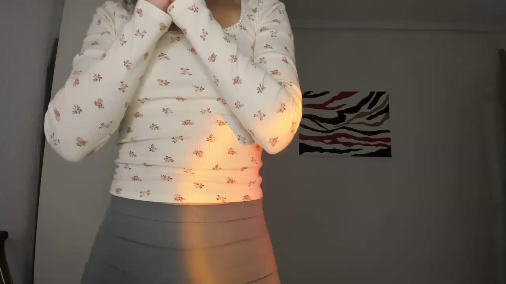Gallery image thumbnail from AhahaGirl's myfreecams stream on, 11/10/2024, 19:36 image 8 of 20
