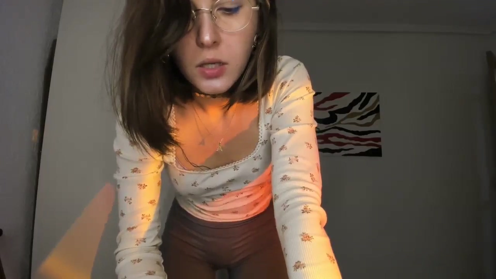 Gallery image thumbnail from AhahaGirl's myfreecams stream on, 11/10/2024, 19:36 image 2 of 20