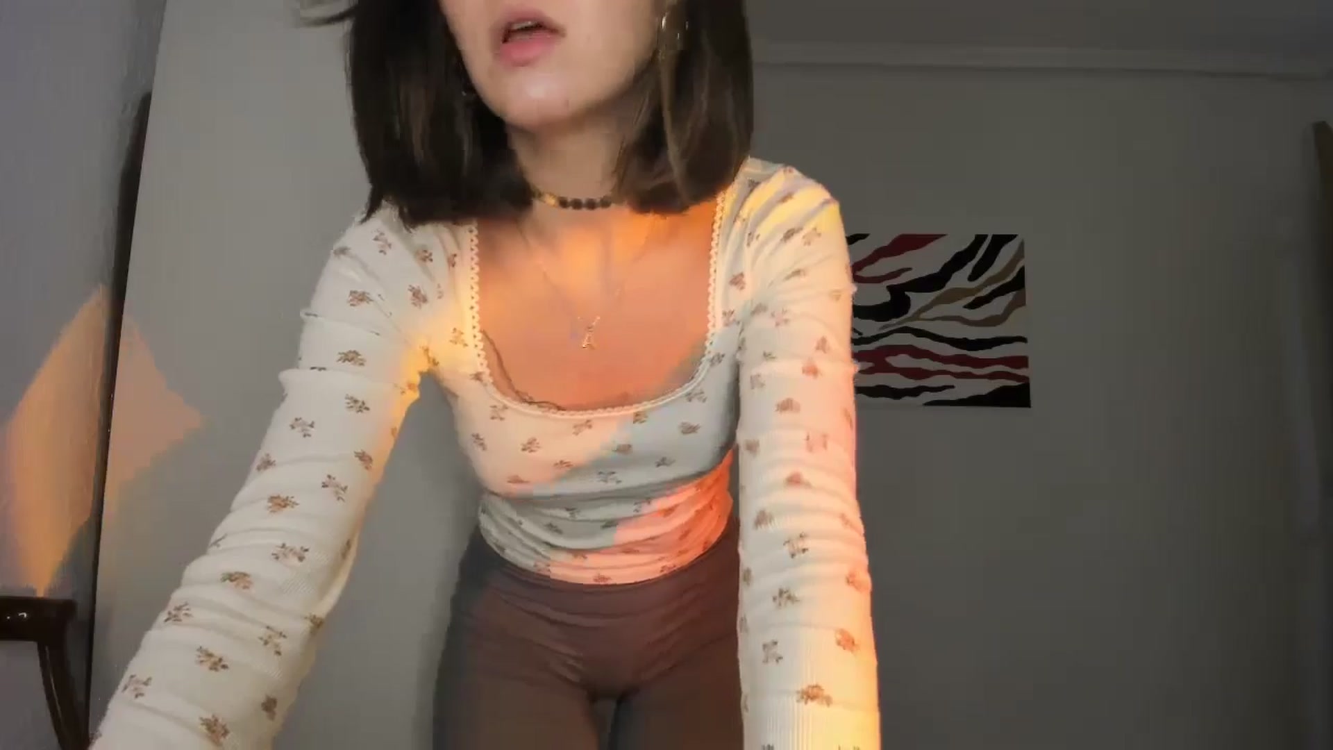 Gallery image thumbnail from AhahaGirl's myfreecams stream on, 11/10/2024, 19:36 image 13 of 20