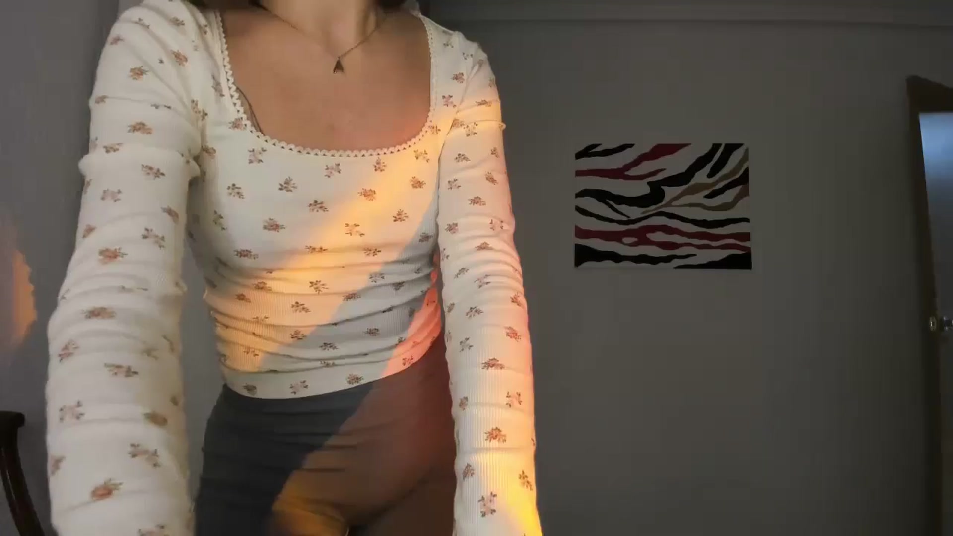 Gallery image thumbnail from AhahaGirl's myfreecams stream on, 11/10/2024, 20:04 image 6 of 20