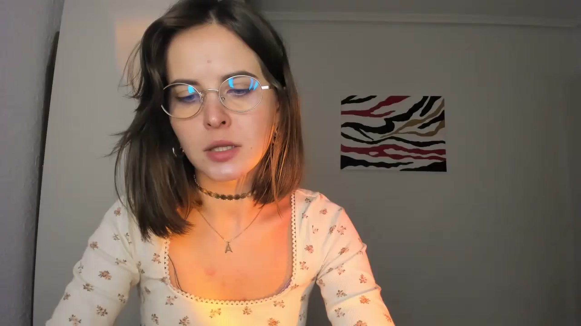 Gallery image thumbnail from AhahaGirl's myfreecams stream on, 11/10/2024, 21:21 image 4 of 20
