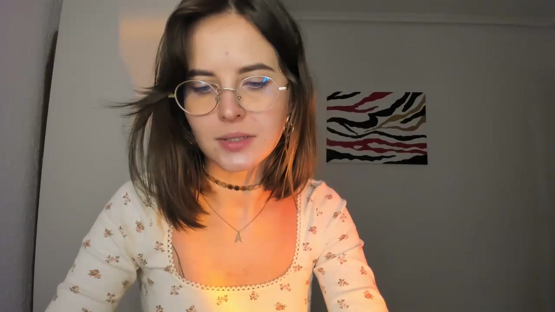 Gallery image thumbnail from AhahaGirl's myfreecams stream on, 11/10/2024, 21:32 image 19 of 20