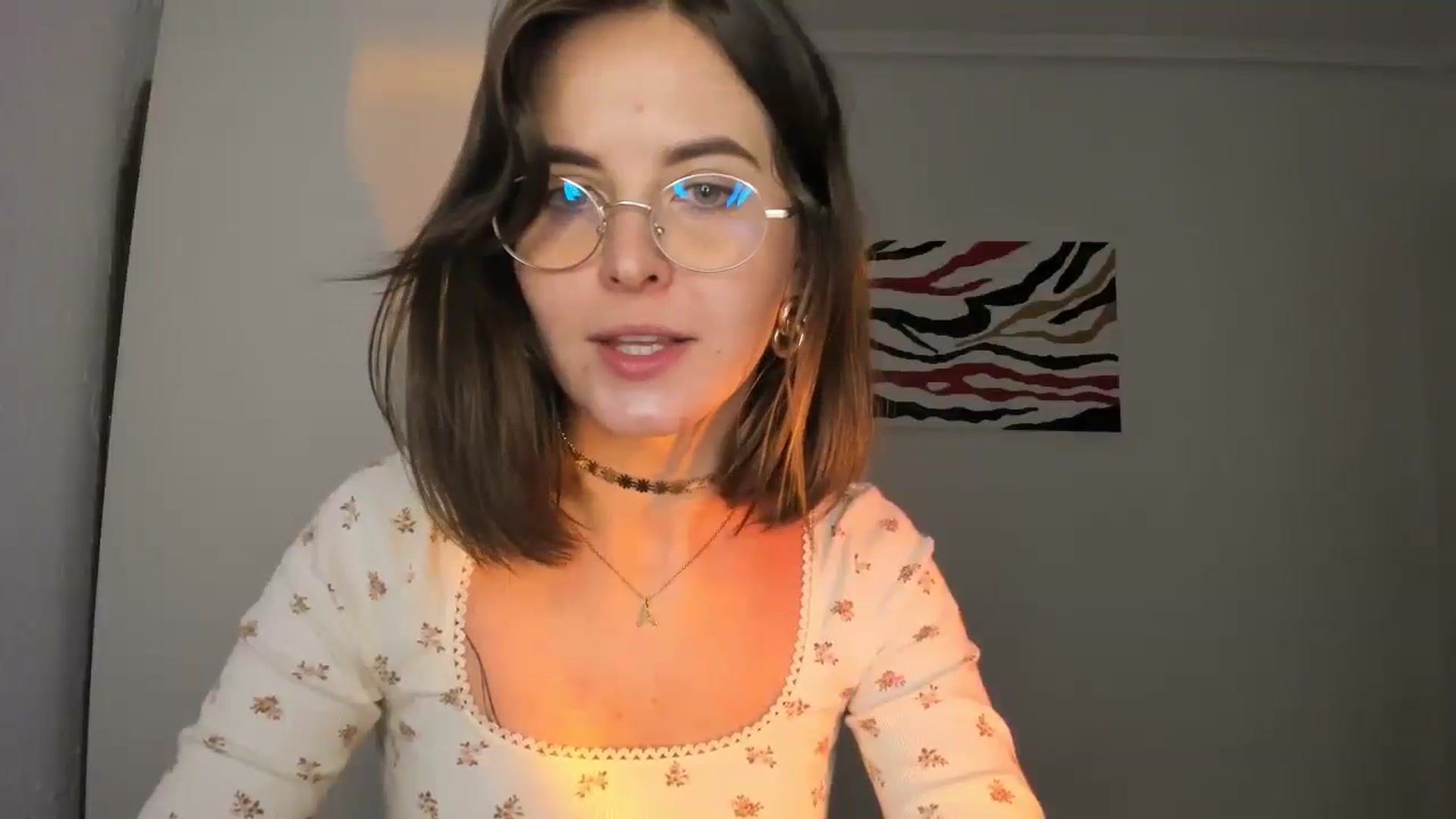 Gallery image thumbnail from AhahaGirl's myfreecams stream on, 11/10/2024, 21:32 image 10 of 20