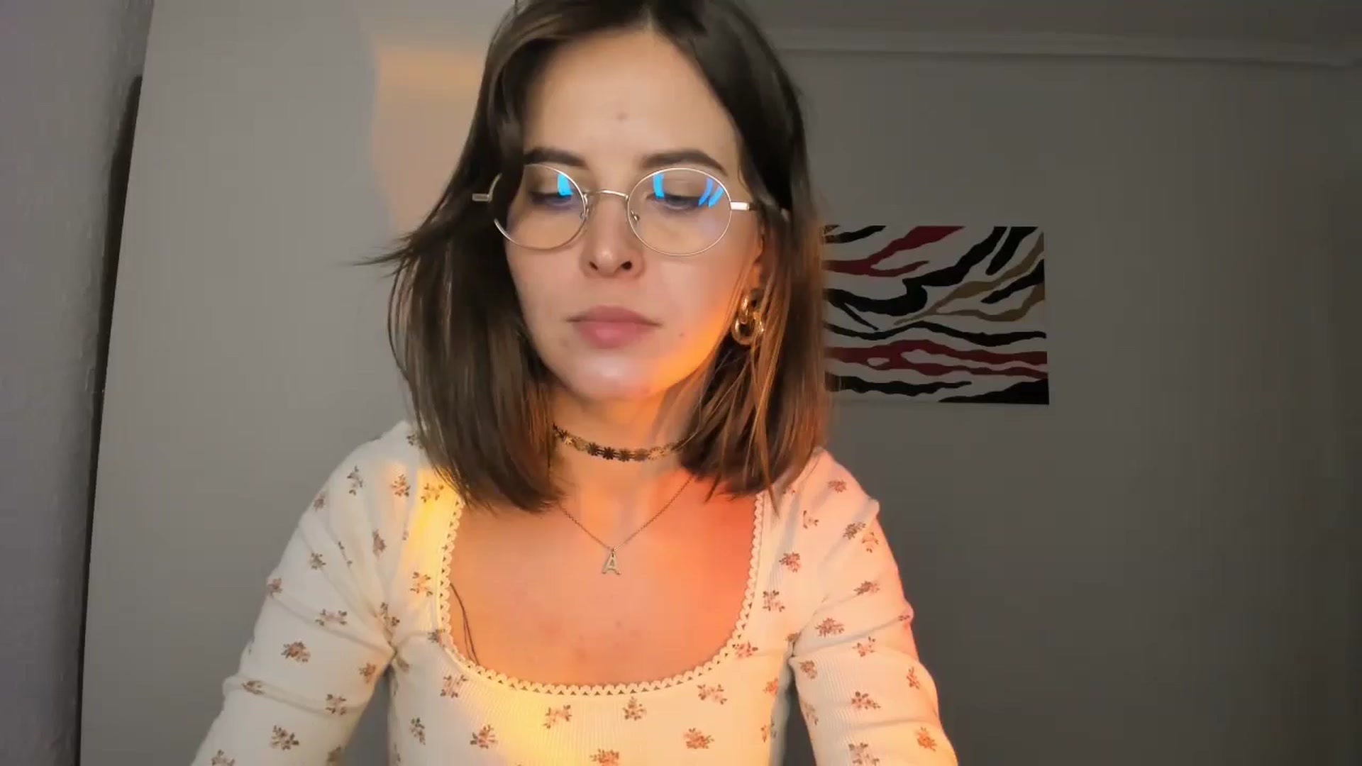 Gallery image thumbnail from AhahaGirl's myfreecams stream on, 11/10/2024, 21:32 image 6 of 20