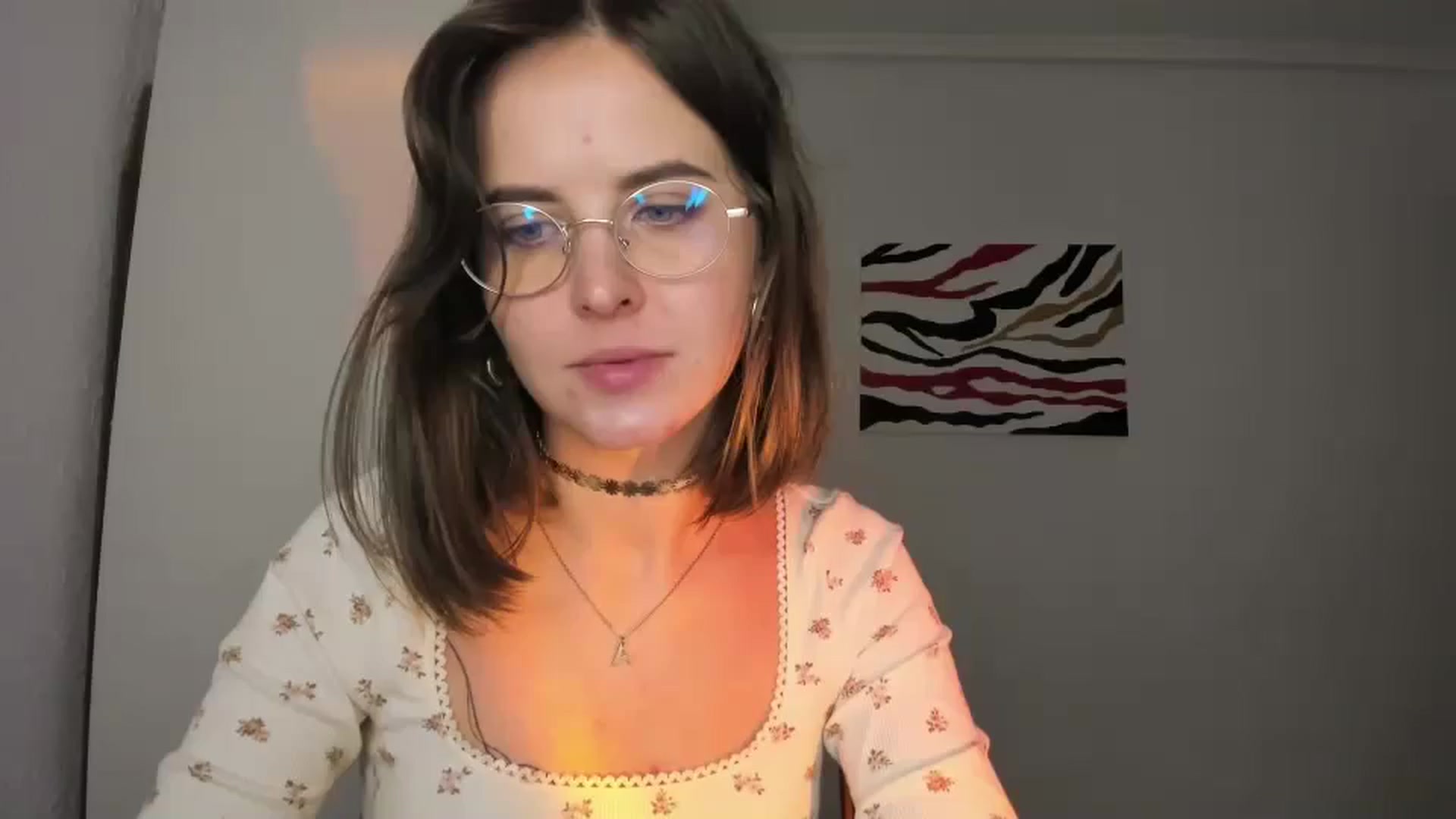 Gallery image thumbnail from AhahaGirl's myfreecams stream on, 11/10/2024, 22:48 image 19 of 20