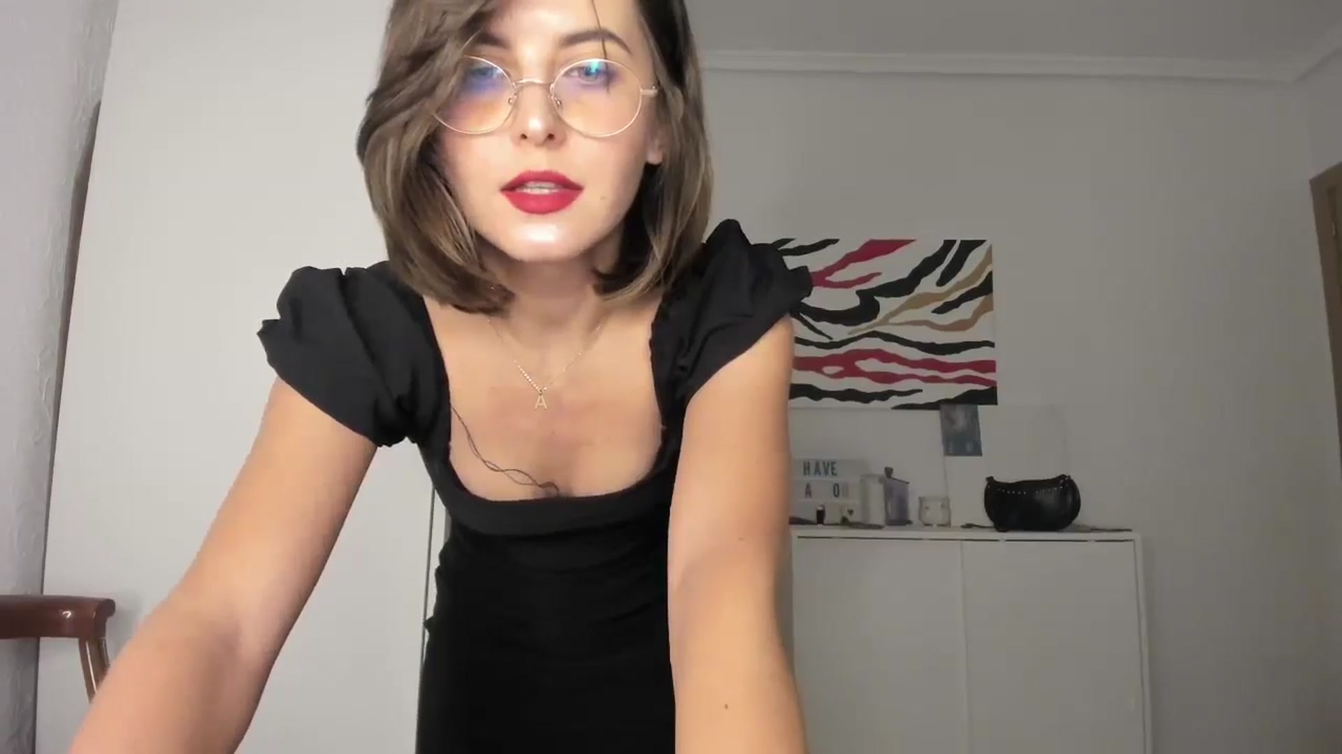Gallery image thumbnail from AhahaGirl's myfreecams stream on, 11/29/2024, 20:00 image 4 of 20