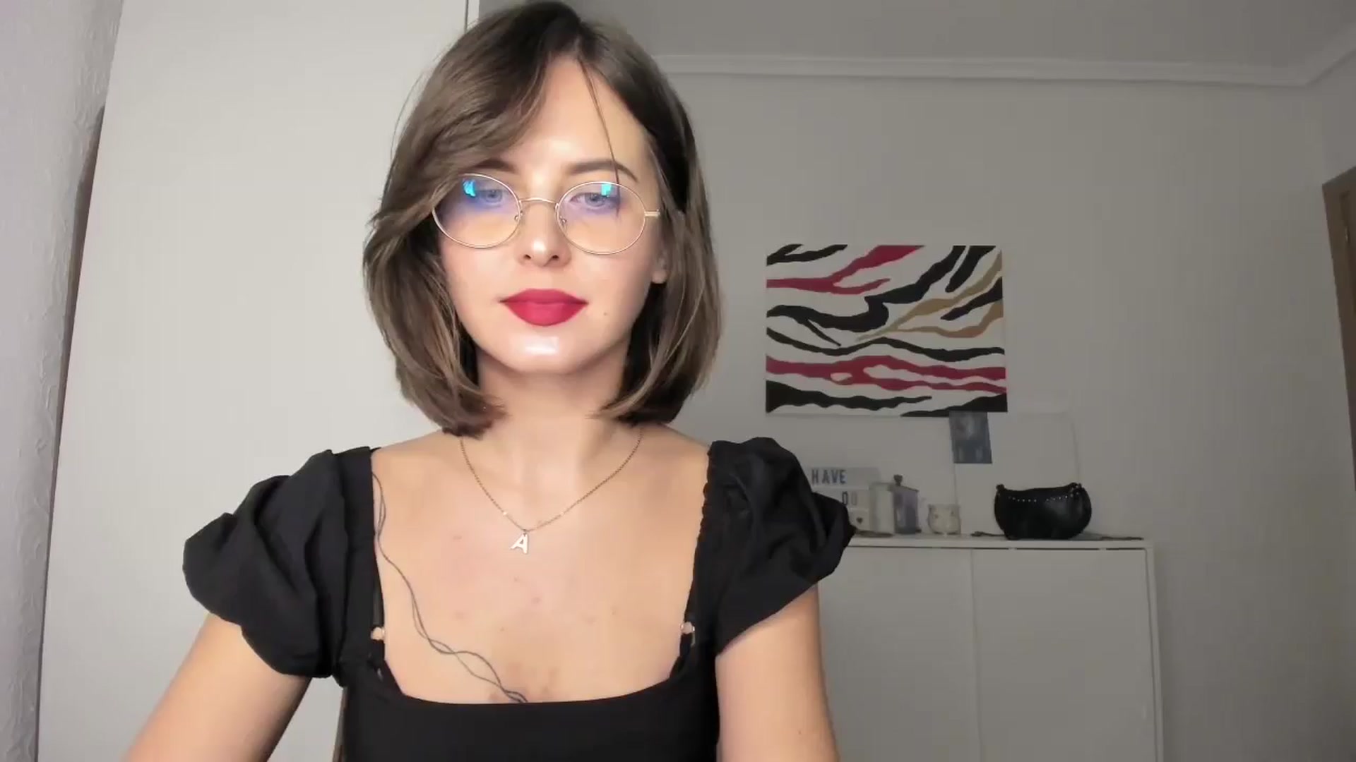 Gallery image thumbnail from AhahaGirl's myfreecams stream on, 11/29/2024, 20:00 image 10 of 20
