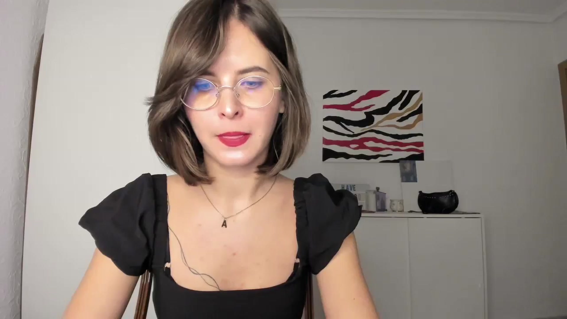 Gallery image thumbnail from AhahaGirl's myfreecams stream on, 11/29/2024, 20:51 image 7 of 20