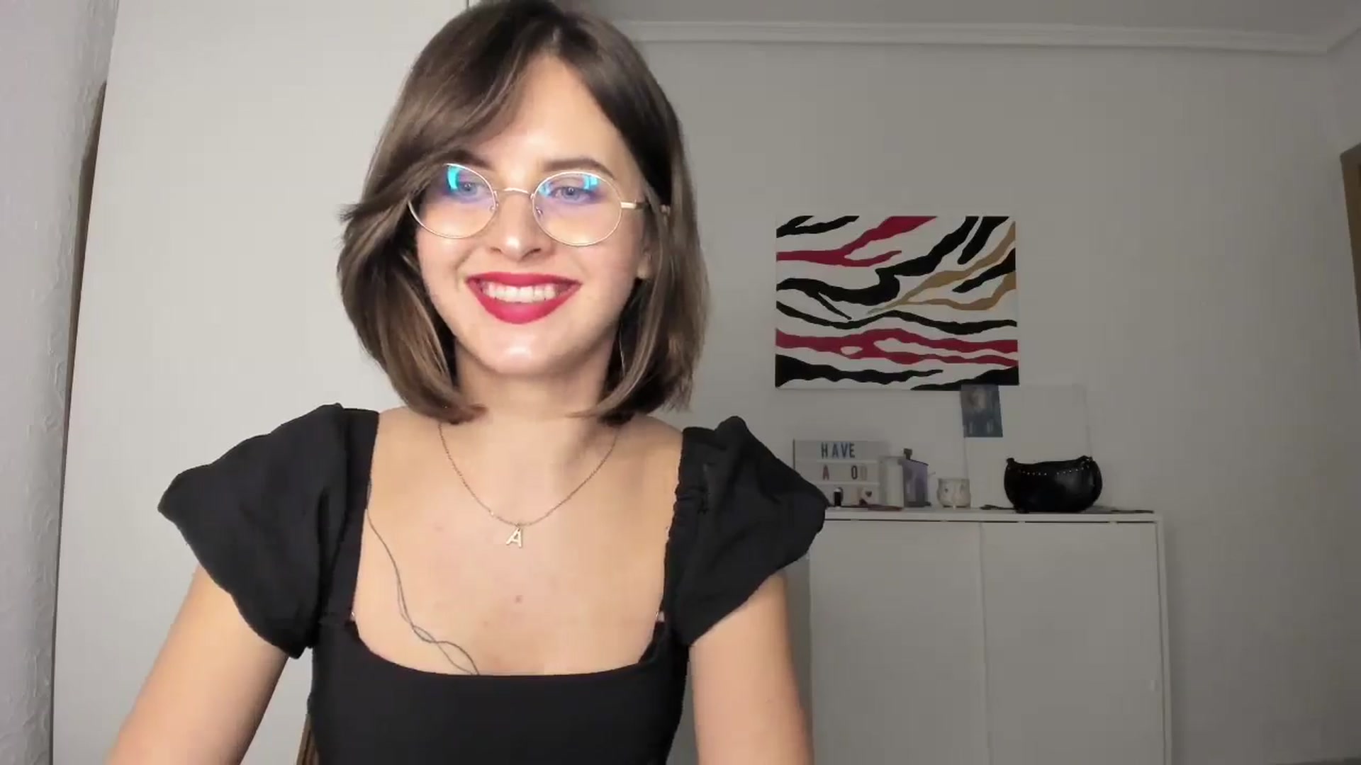 Gallery image thumbnail from AhahaGirl's myfreecams stream on, 11/29/2024, 20:51 image 18 of 20